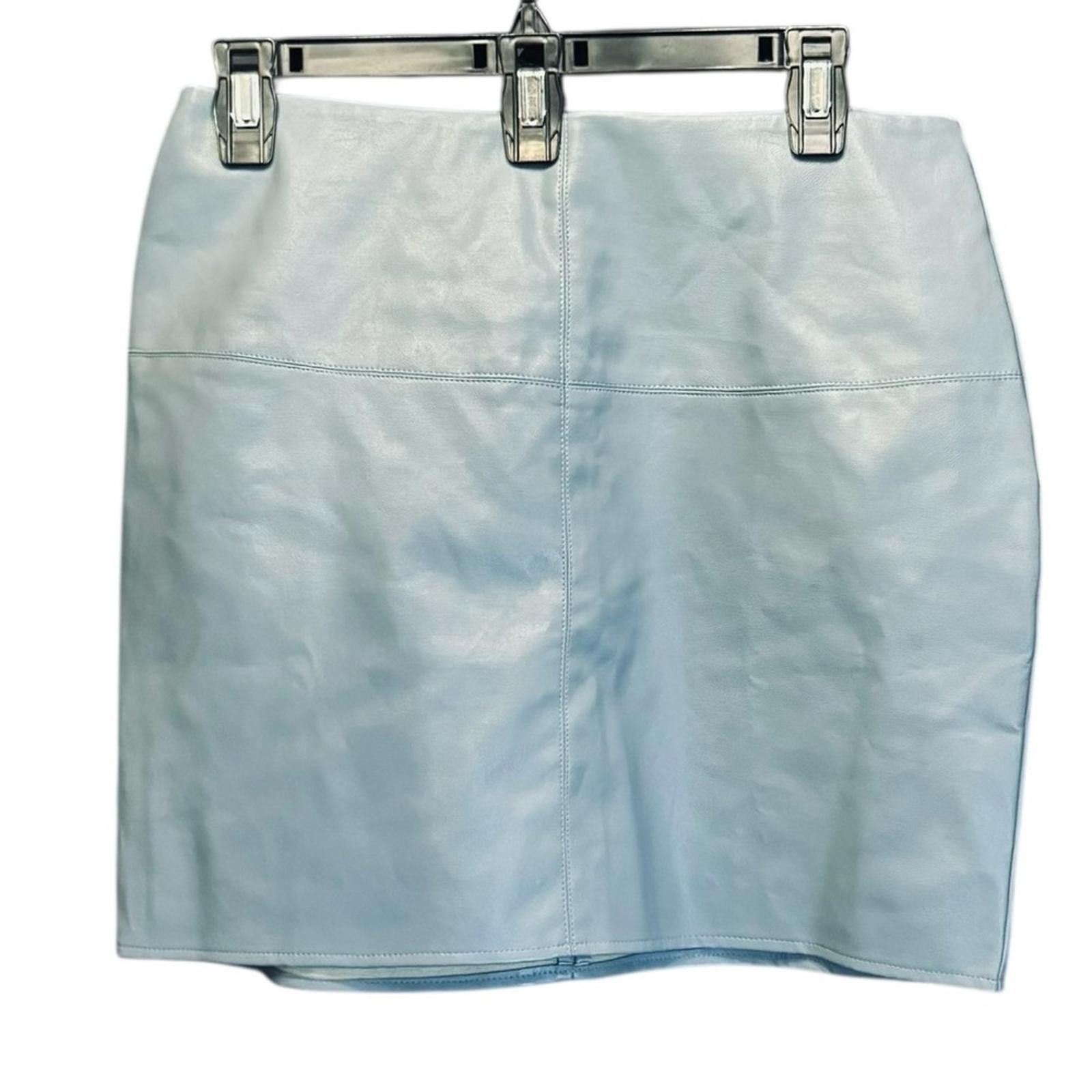 Designer NWT. Missguided. Blue PU Mini Skirt. Size 8. Size 30" / US 8 / IT 44 - 1 Thumbnail