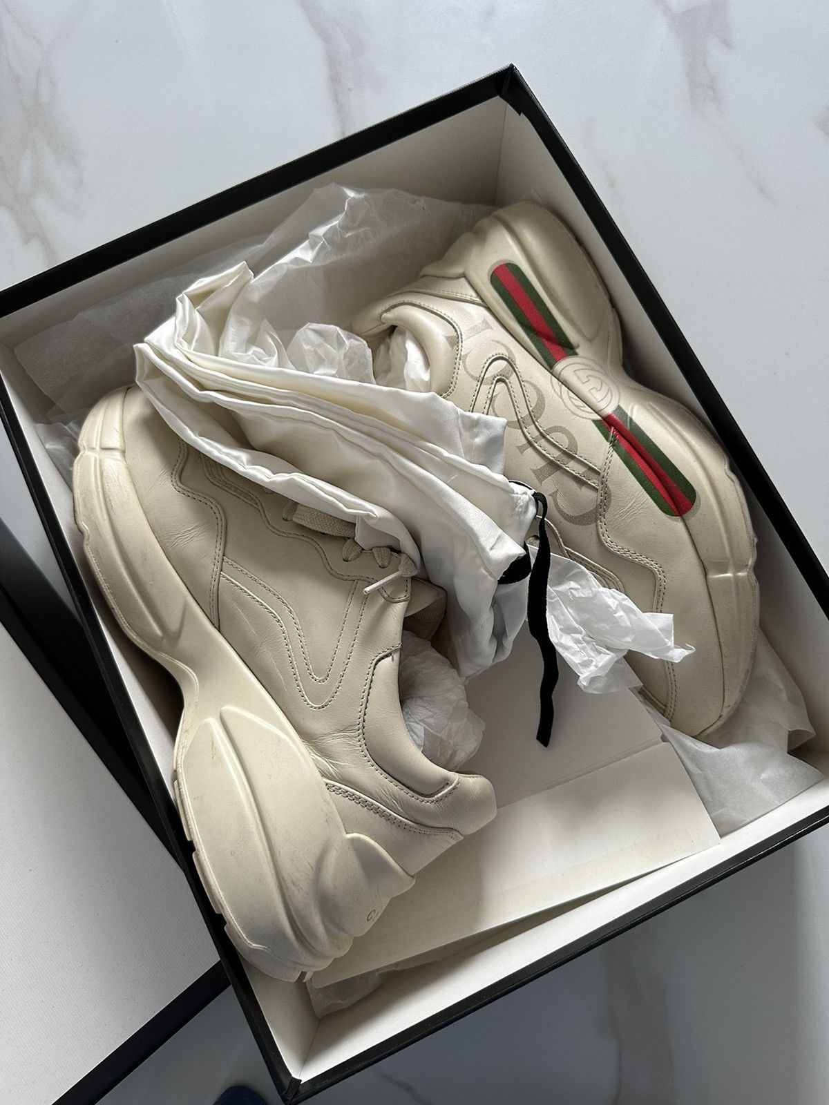 Gucci Gucci Rhyton Sneaker with Logo Size US 6 / EU 39 - 1 Thumbnail
