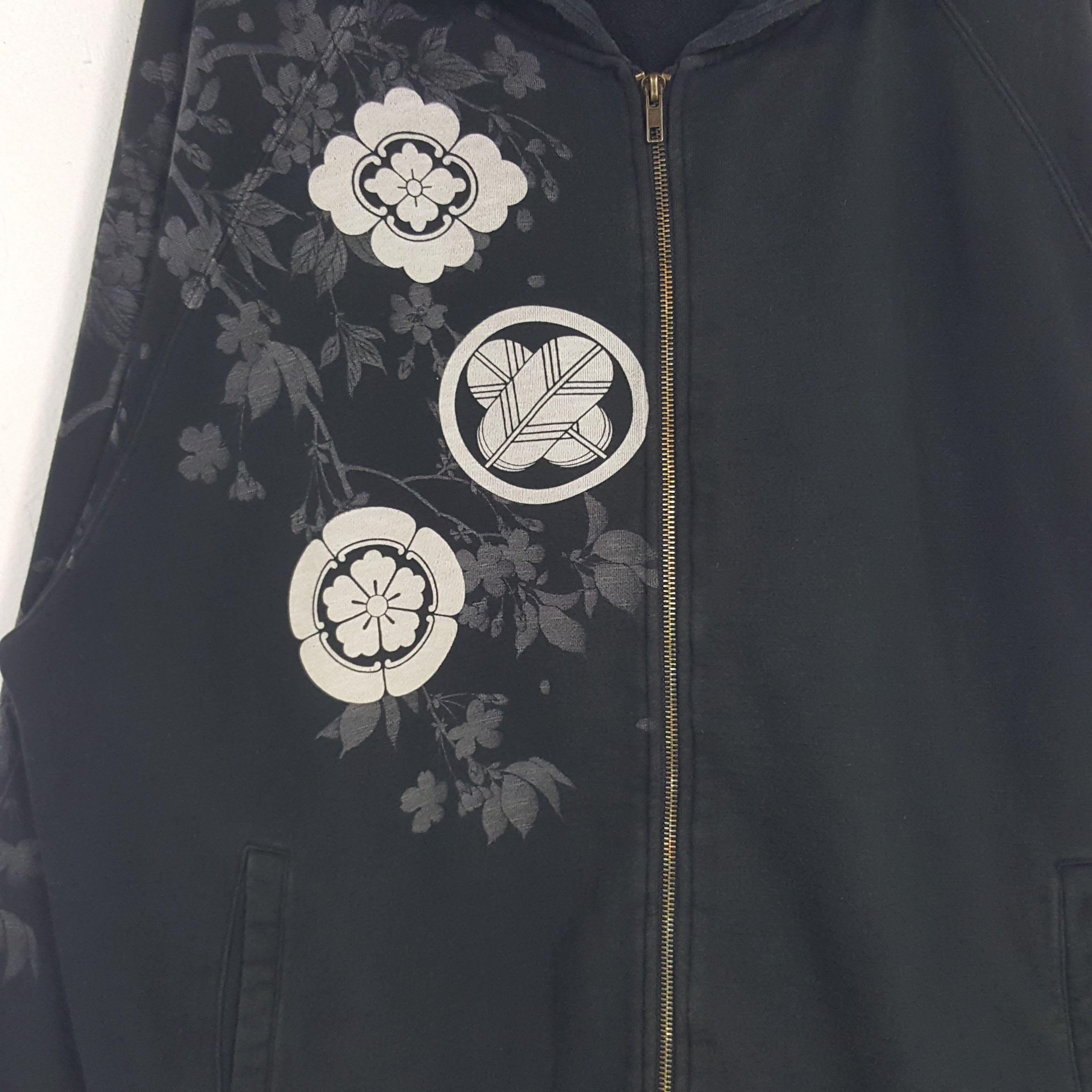 Japanese Brand × Vintage Vintage Karakuri Tamashii Japanese Brand Sukajan Hoodies Size US XXL / EU 58 / 5 - 4 Thumbnail