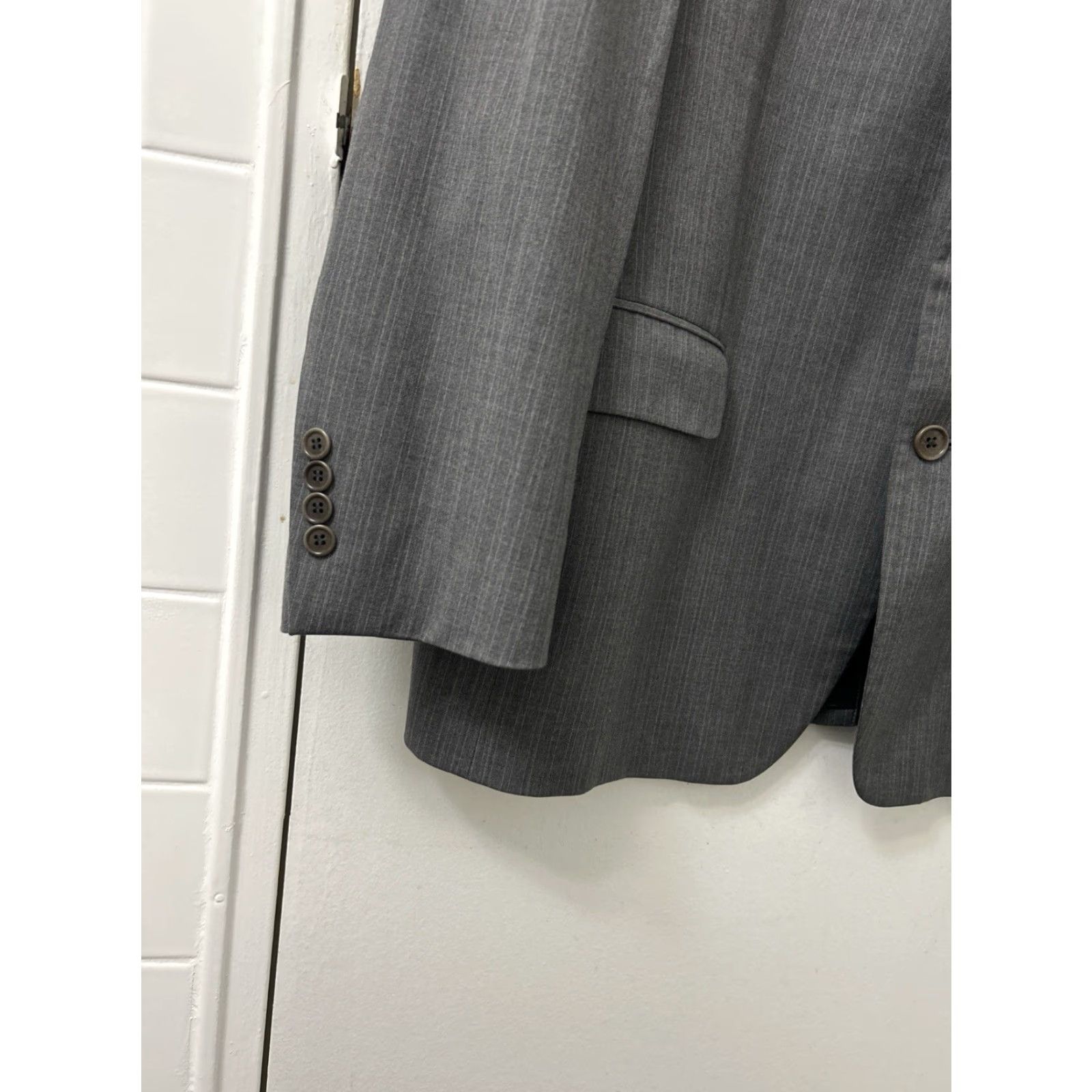 Brooks Brothers Brooks Brothers Blazer Jacket Mens 44/39 Gray Pinstripe 100% Wool Made in Italy Sport Coat Size 44R - 5 Thumbnail