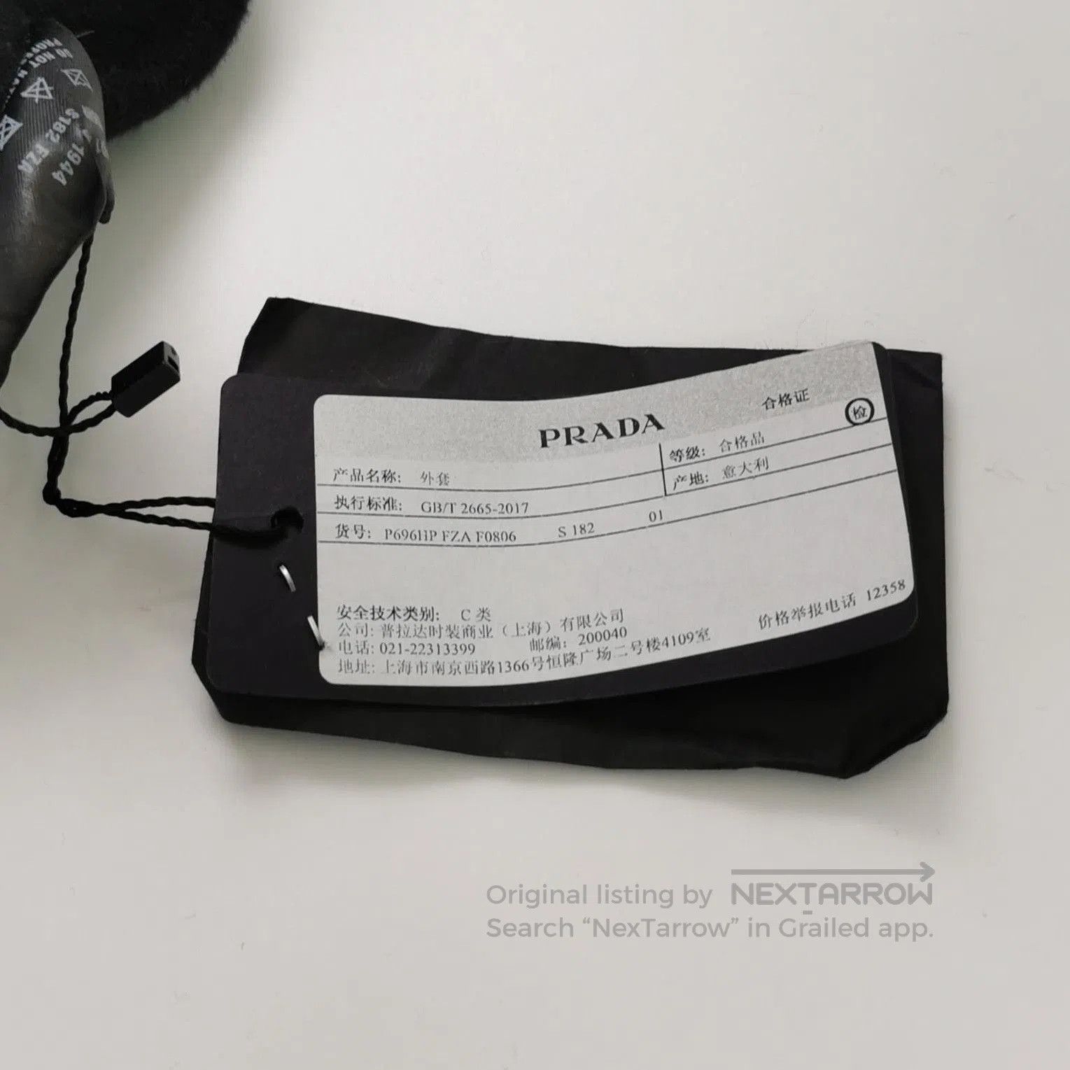 Prada Prada Double-Breasted Wool Coat with Fur Collar . Size US XXS / EU 40 - 3 Thumbnail