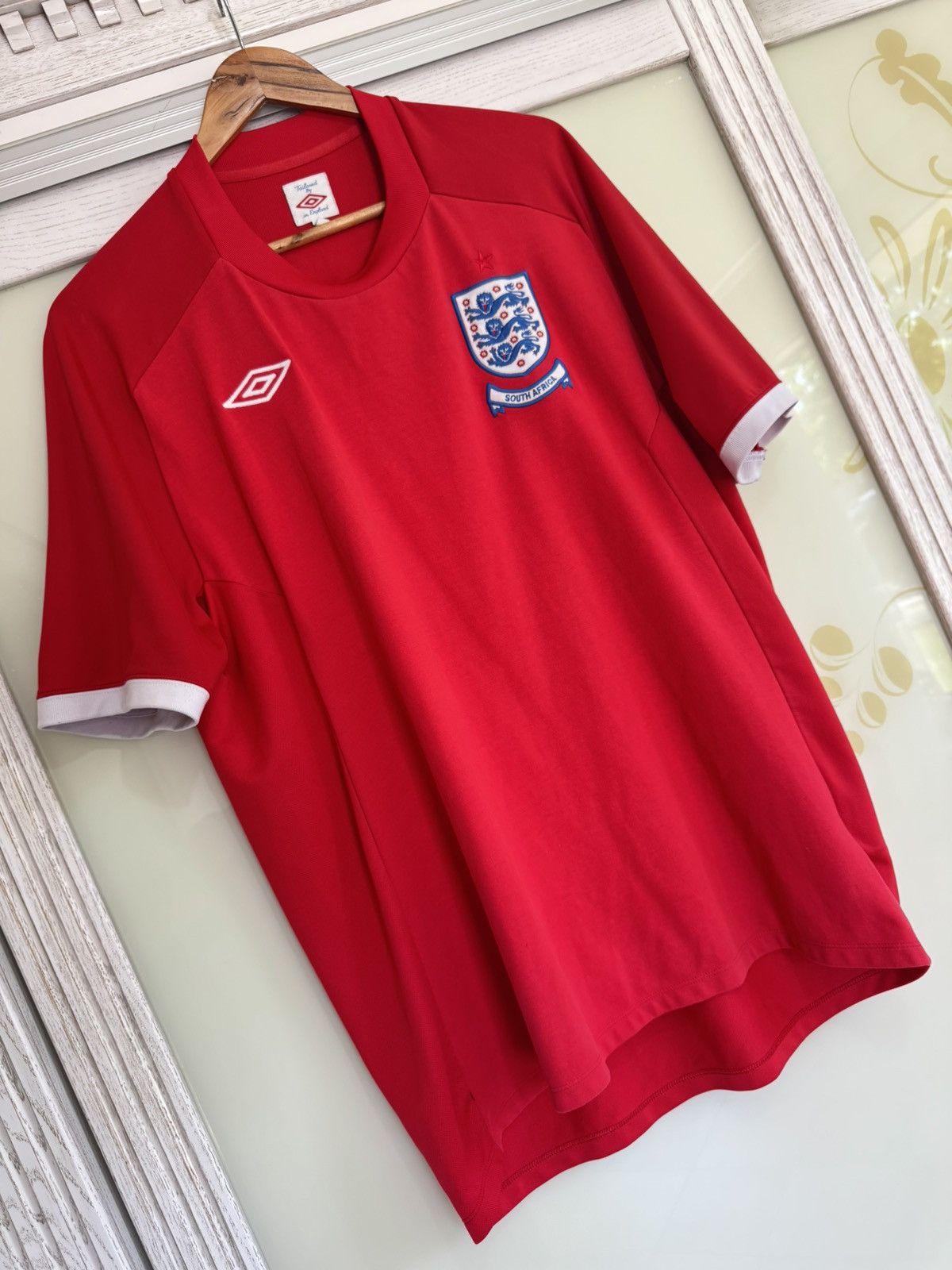 Umbro Defoe #9 England 2010 South Africa World Cup Soccer Jersey Size US XL / EU 56 / 4 - 5 Thumbnail