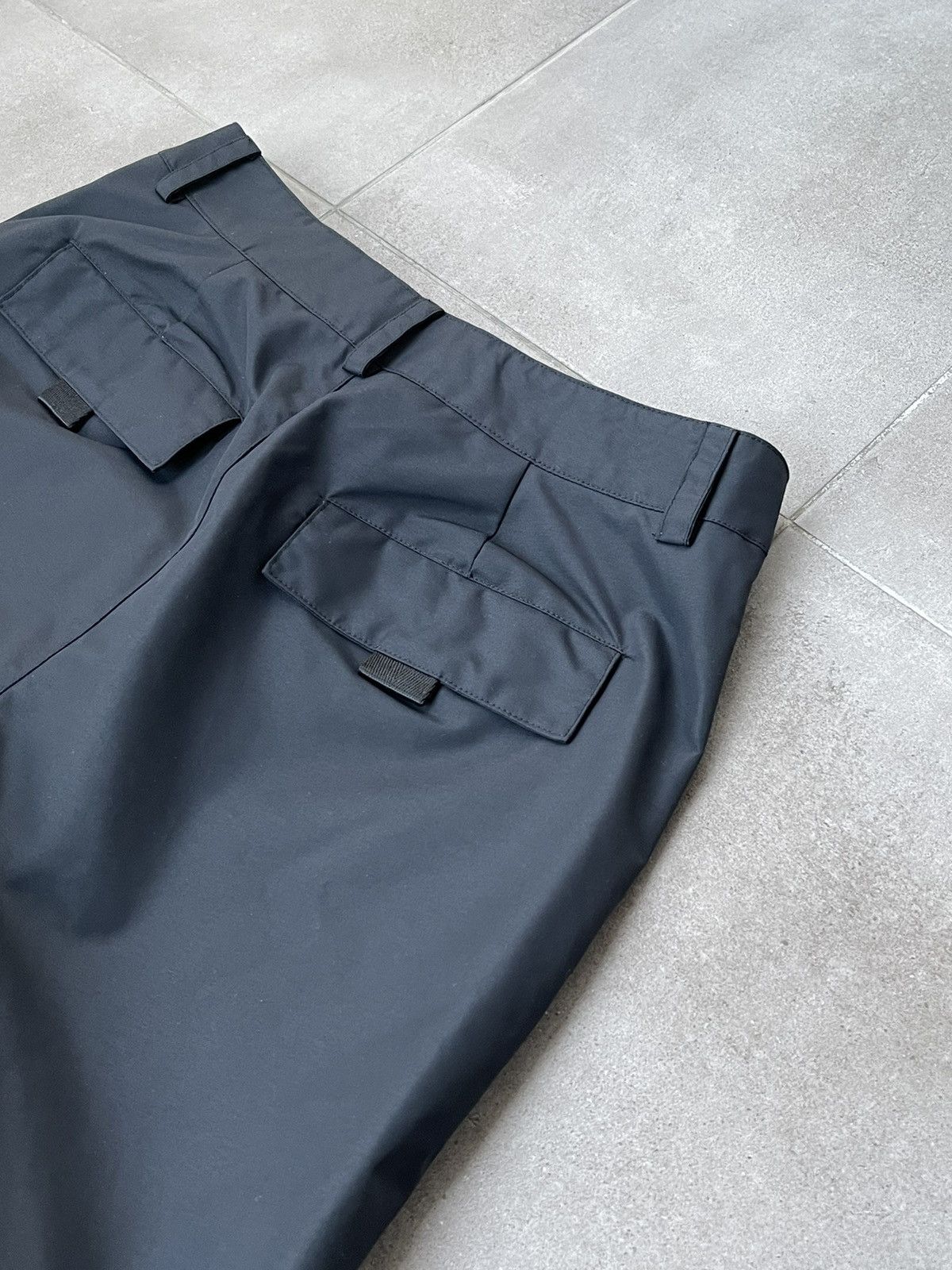 Han Kjobenhavn SS23 !DS! Han Kjobenhavn Oversized Nylon Navy Track Pants Size US 30 / EU 46 - 18 Thumbnail