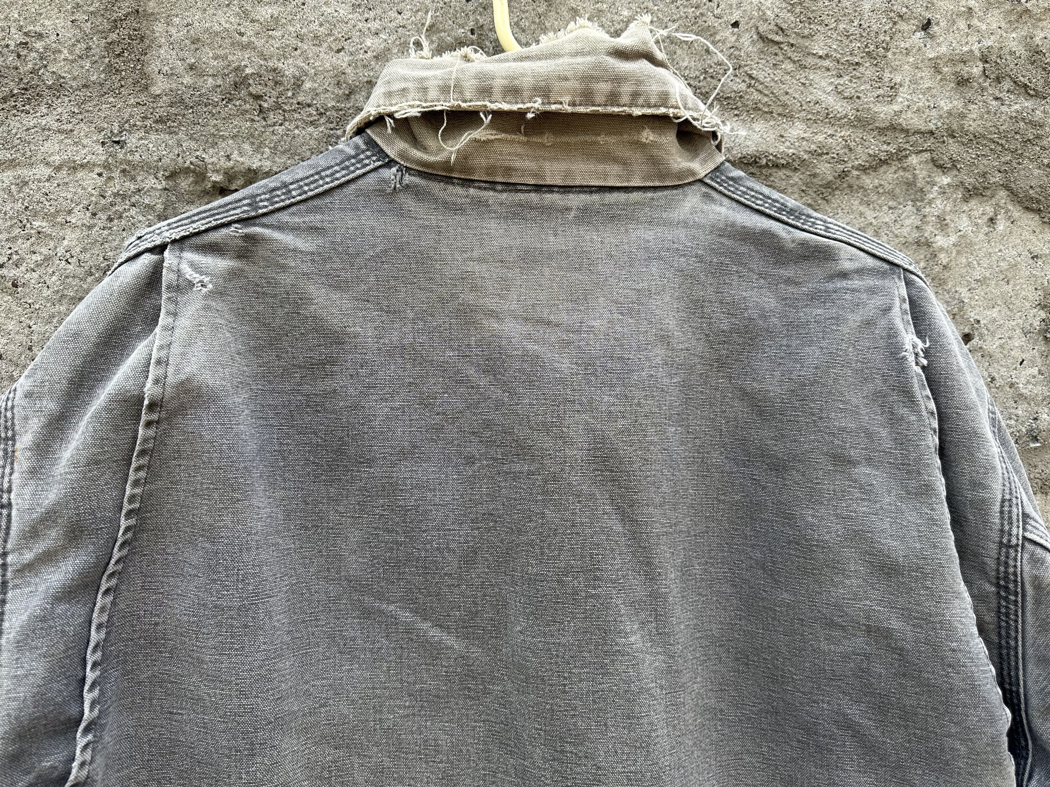 Carhartt vintage 90s Carhartt J97 PTL Detroit Jacket Thrashed & Faded Size US XL / EU 56 / 4 - 14 Thumbnail