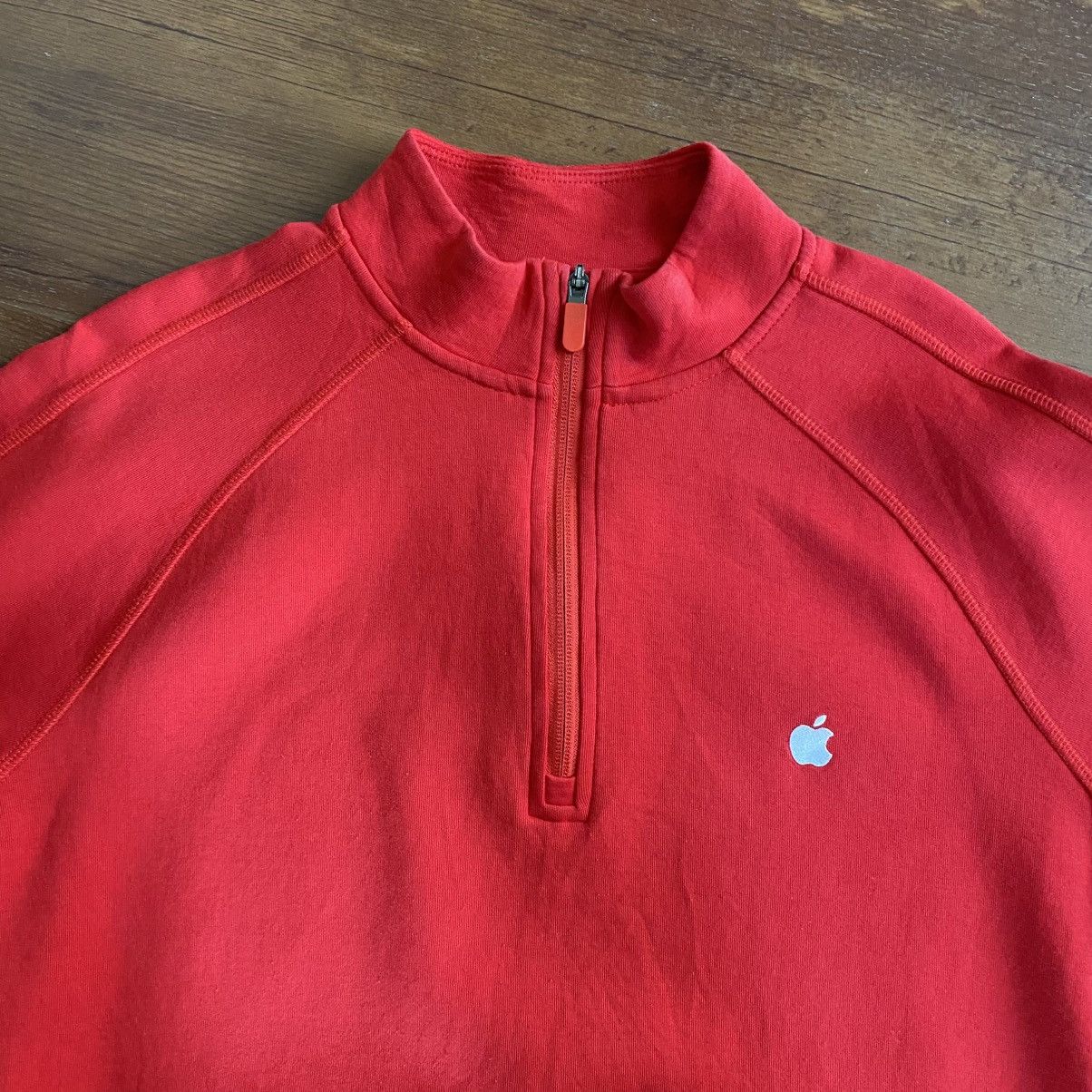 Apple Apple Red Quarter-Zip Staff Sweatshirt Size US M / EU 48-50 / 2 - 11 Thumbnail