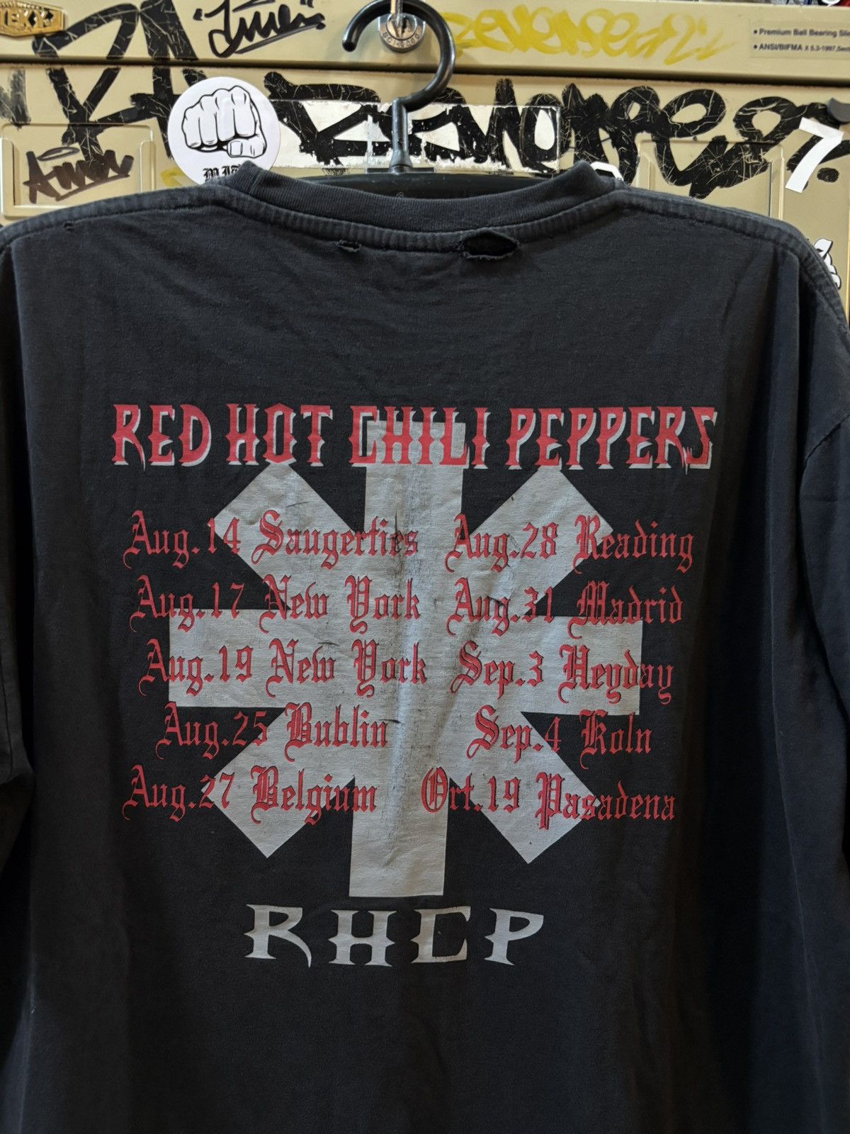 Band Tees Red hot chili pepper 90’s T shirt Size US XL / EU 56 / 4 - 9 Thumbnail