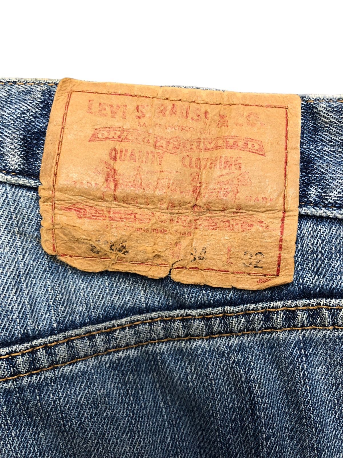 Levi's × Vintage Vintage Levi's 534 Baggy Jeans Size US 35 - 14 Thumbnail