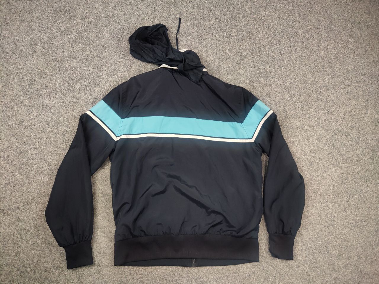 Sergio Tacchini Sergio Tacchini Light navy Logo jacket Zip Hoodie Vintage Size US L / EU 52-54 / 3 - 7 Thumbnail