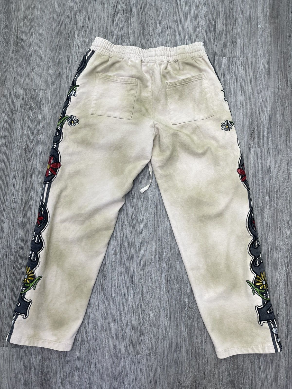 Vale Vale lives “garden” Sweatpants (bone) Size US 30 / EU 46 - 2 Thumbnail
