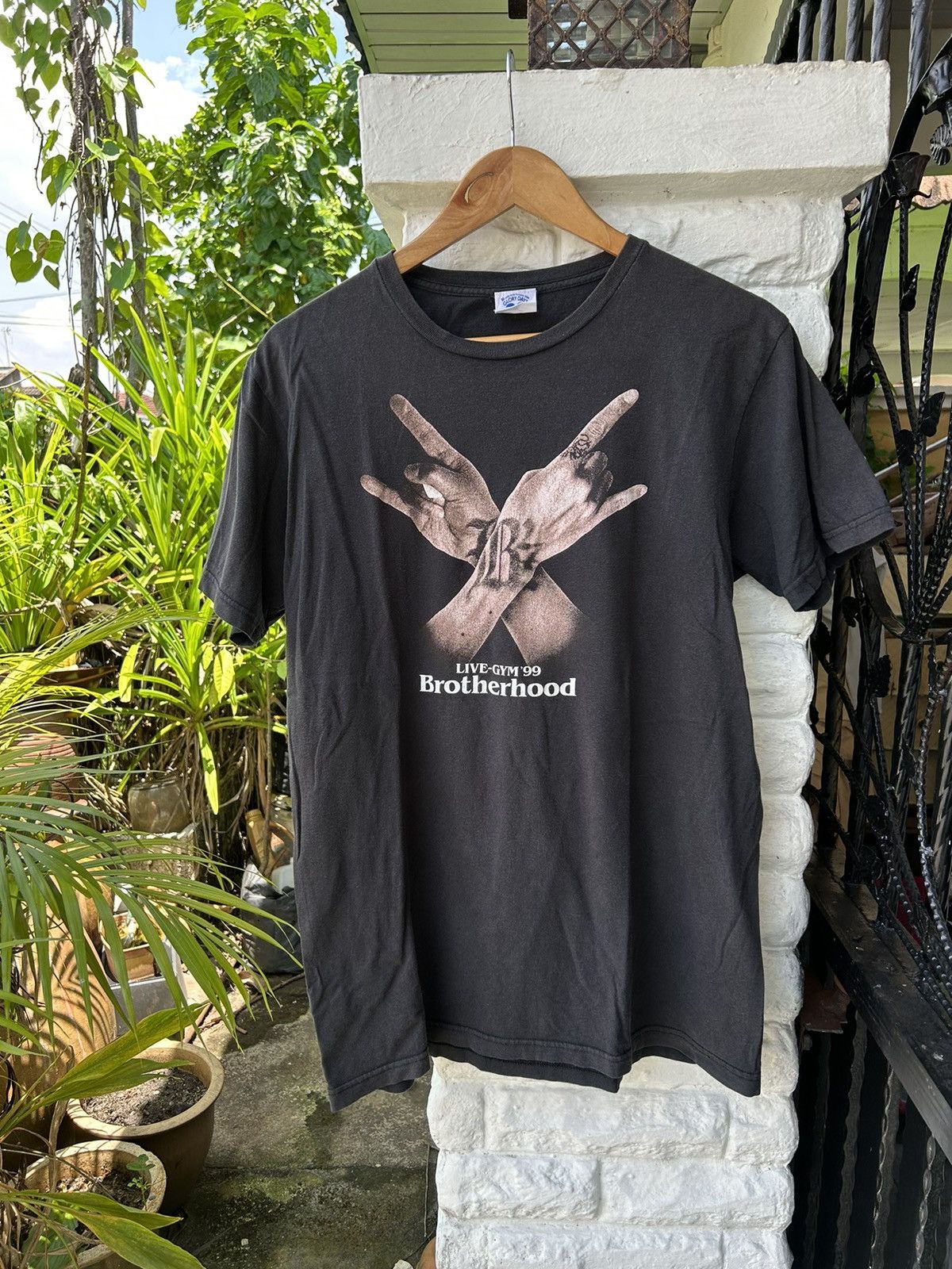 image of Band Tees x Rock T Shirt Vintage Live Gym Brotherhood in Black, Men's (Size Medium)