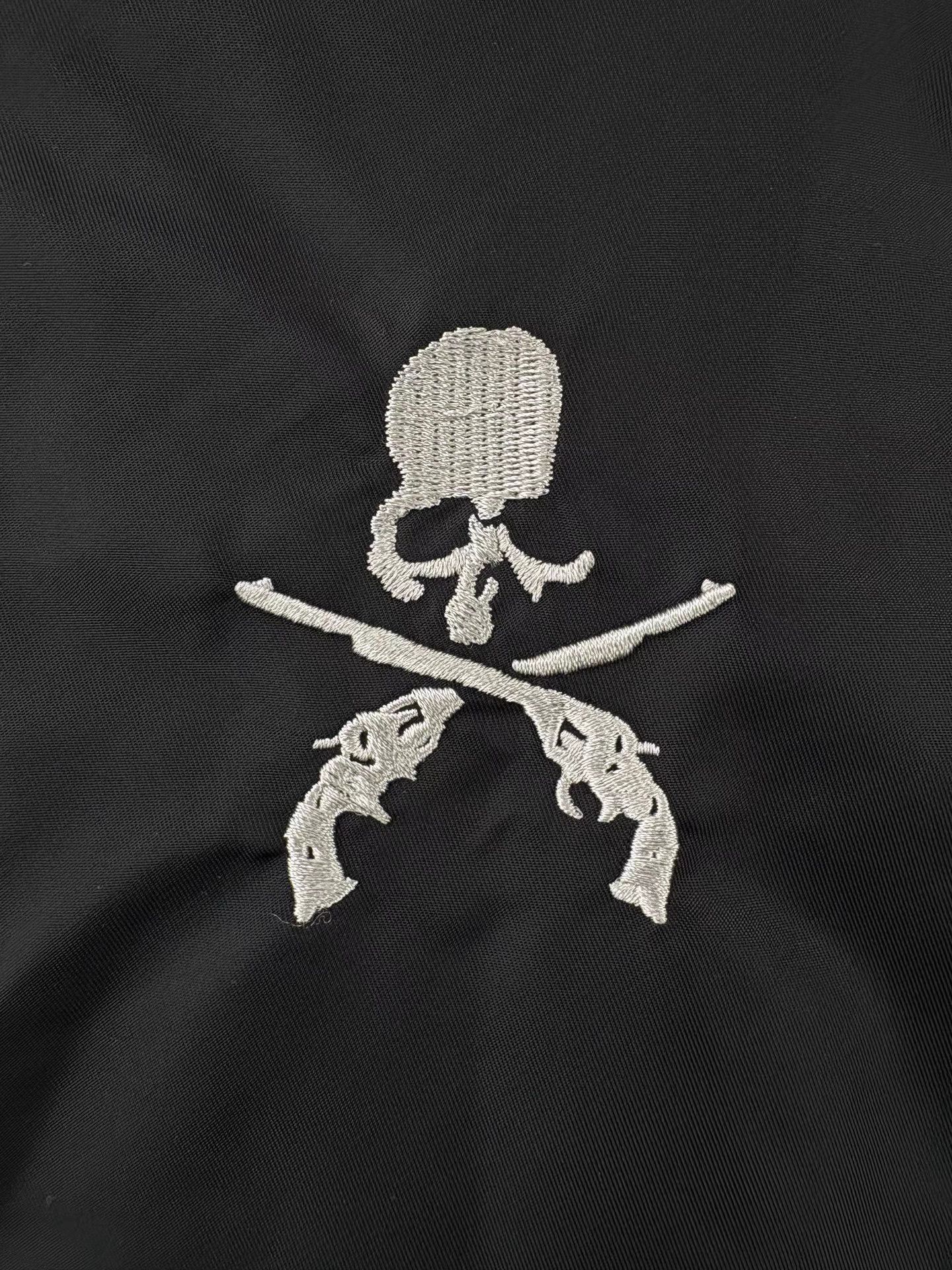 Mastermind Japan MMJ MASTERMIND × ROARGUNS Collaboration MA-1 Bomber Jacket Size US L / EU 52-54 / 3 - 4 Thumbnail