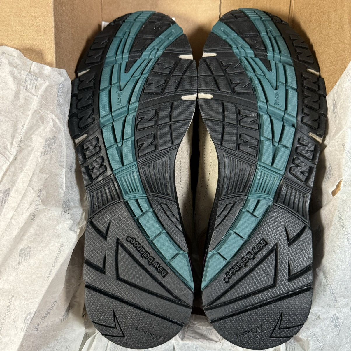 New Balance × Palace New Balance 991 x Palace Teal Made in UK Size US 10.5 / EU 43-44 - 5 Thumbnail