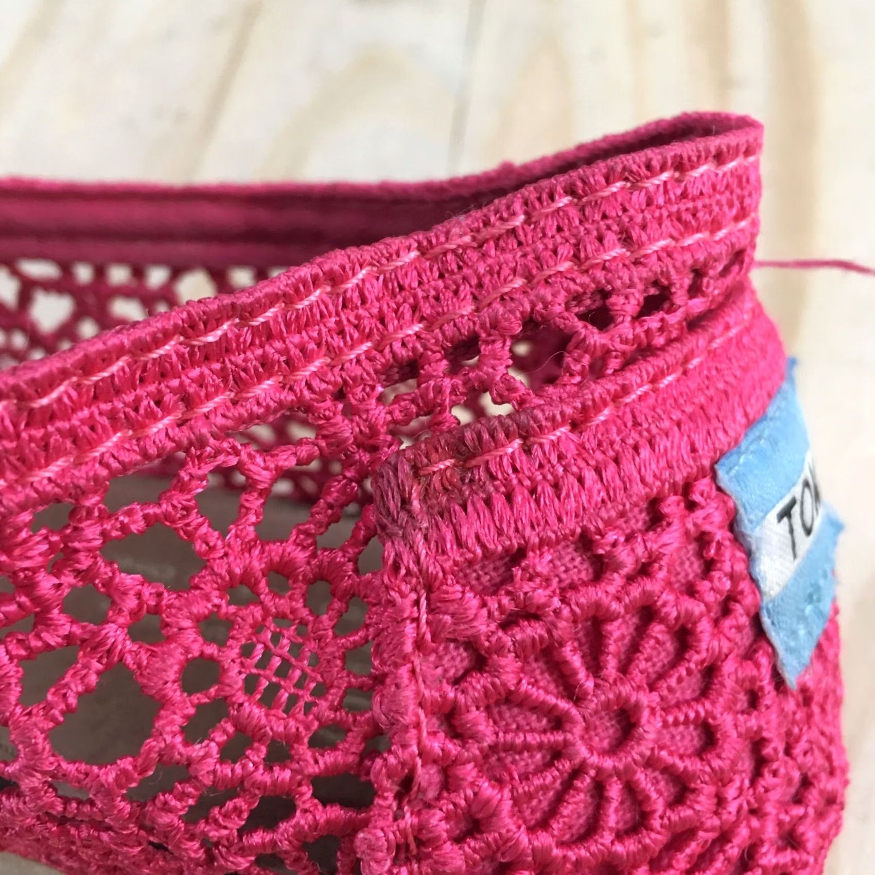 Toms TOMS Loafer Womens 6 Pink Classic Floral Crochet Slip On Flats Casual Comfort Size US 6 / IT 36 - 7 Thumbnail