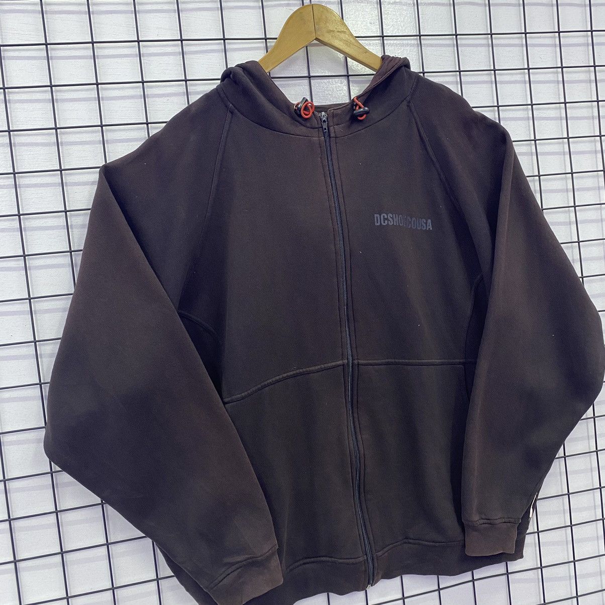 DC × Japanese Brand × Vintage DCSHOECOUSA Sunfaded Brown Zip up Hoodie Oversize Size US L / EU 52-54 / 3 - 3 Thumbnail