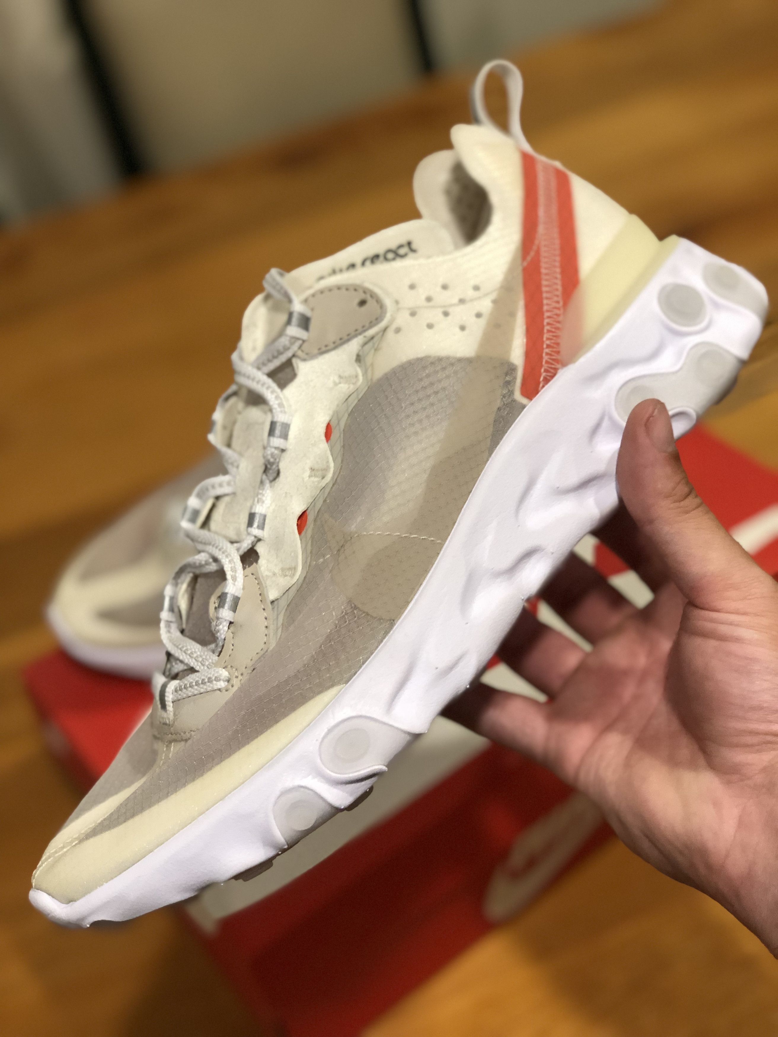 Nike Nike React Element 87 Light Bone - Size 9 Size US 9 / EU 42 - 1 Thumbnail