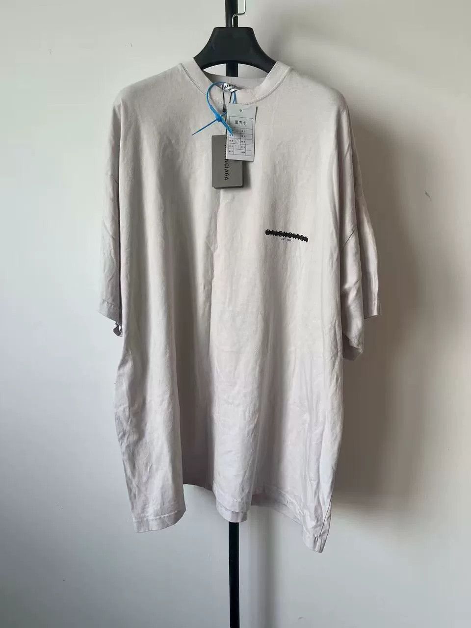 Balenciaga Balenciaga Logo Print Loose Fit T-Shirt Size XS / US 0-2 / IT 36-38 - 1 Thumbnail