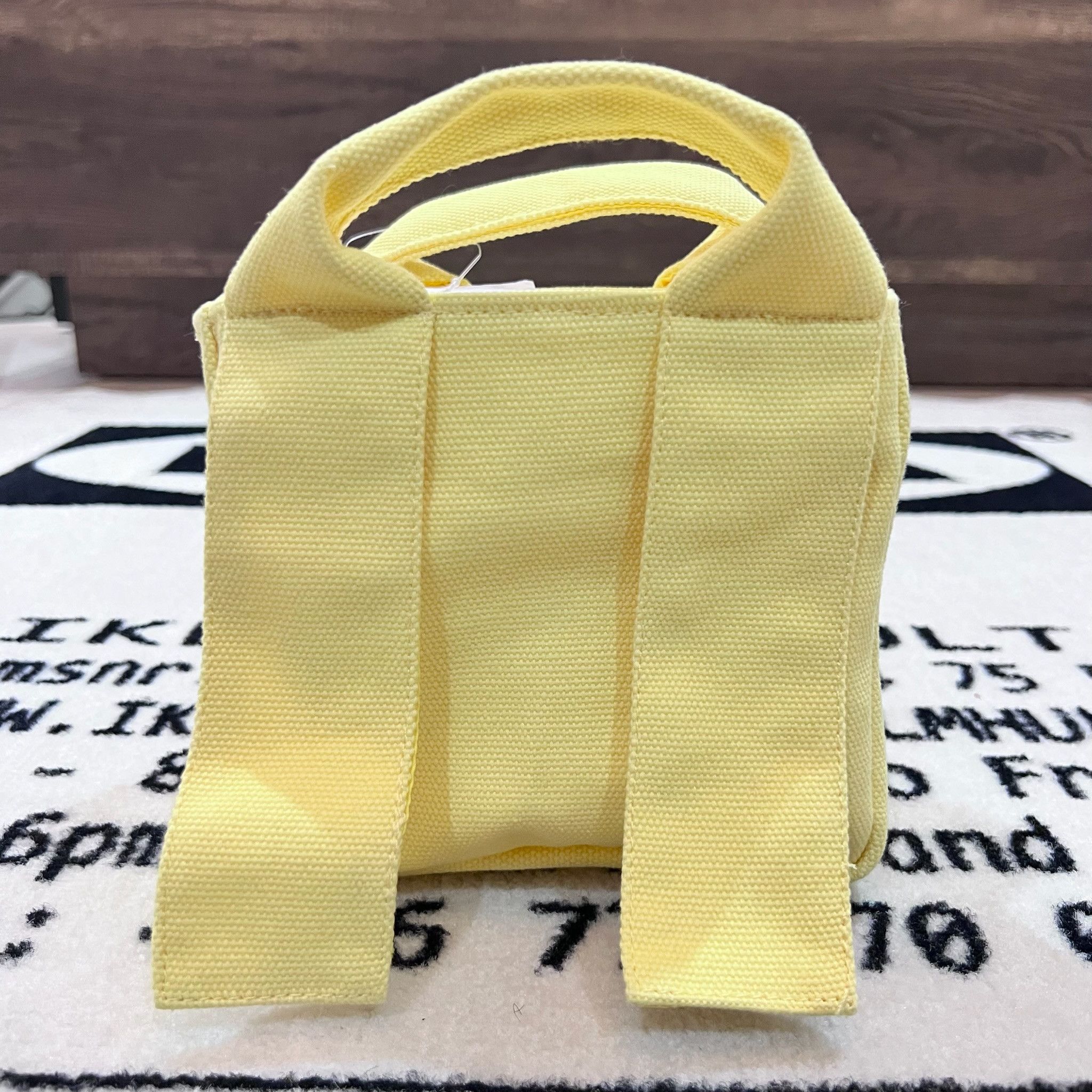 Disney Disney - Winnie The Pooh Hanging By The String Mini Tote Size ONE SIZE - 4 Thumbnail