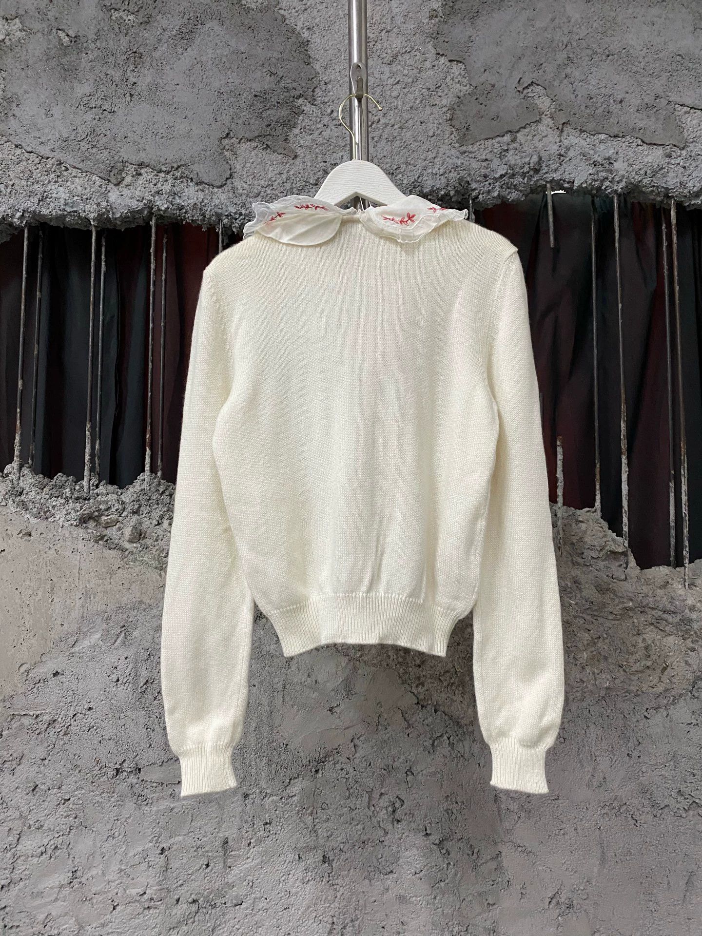 Miu Miu MIU MIU Wool Cardigan Women's Size 42 Size M / US 6-8 / IT 42-44 - 2 Thumbnail