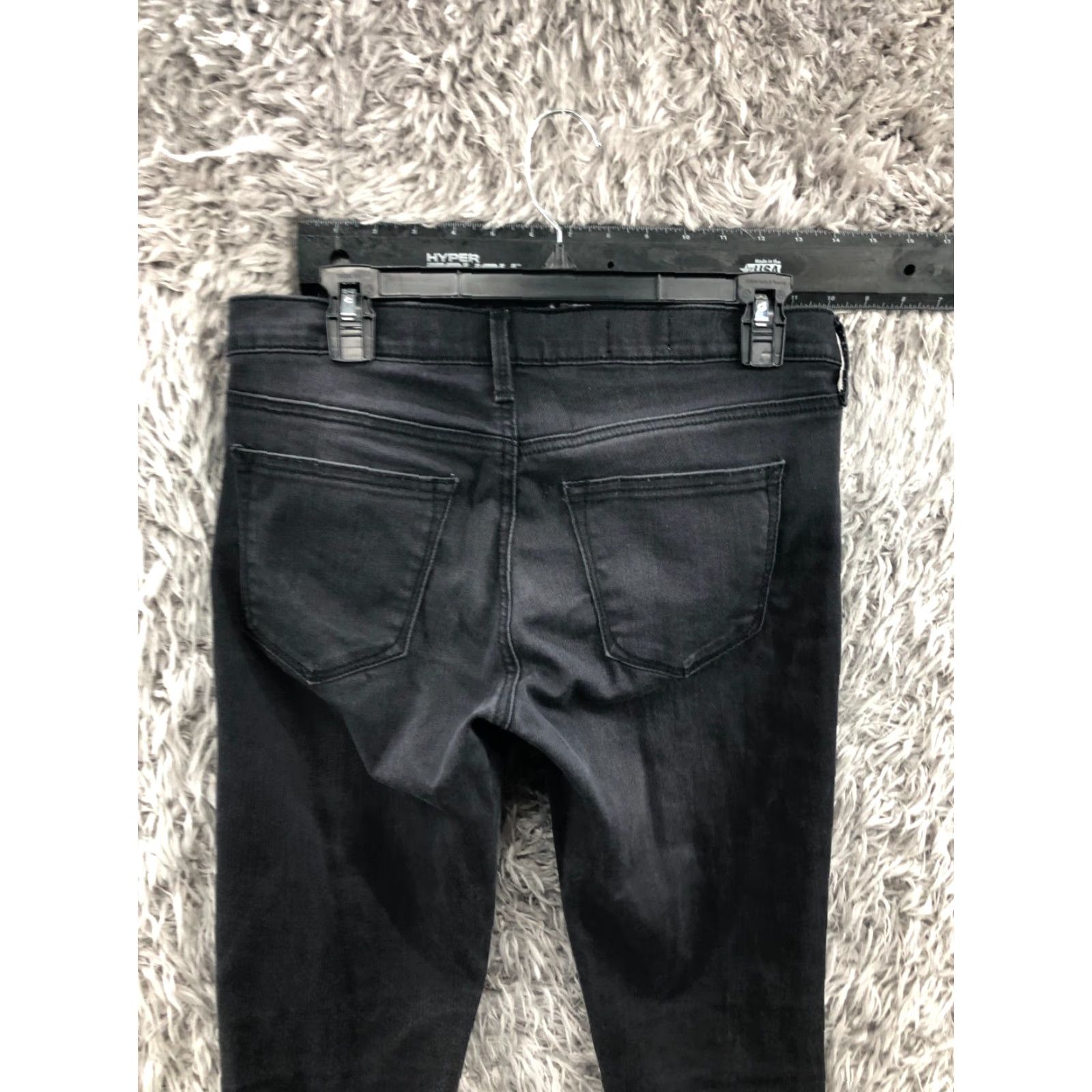Gap Gap Jeans 1969 Black Dark Wash 28 Short Womens Jegging 5-Pocket Denim Cotton Zip Button Zipper Belt Loops Regular Rise Mid Vintage? No (No) Size 28" / US 6 / IT 42 - 6 Thumbnail