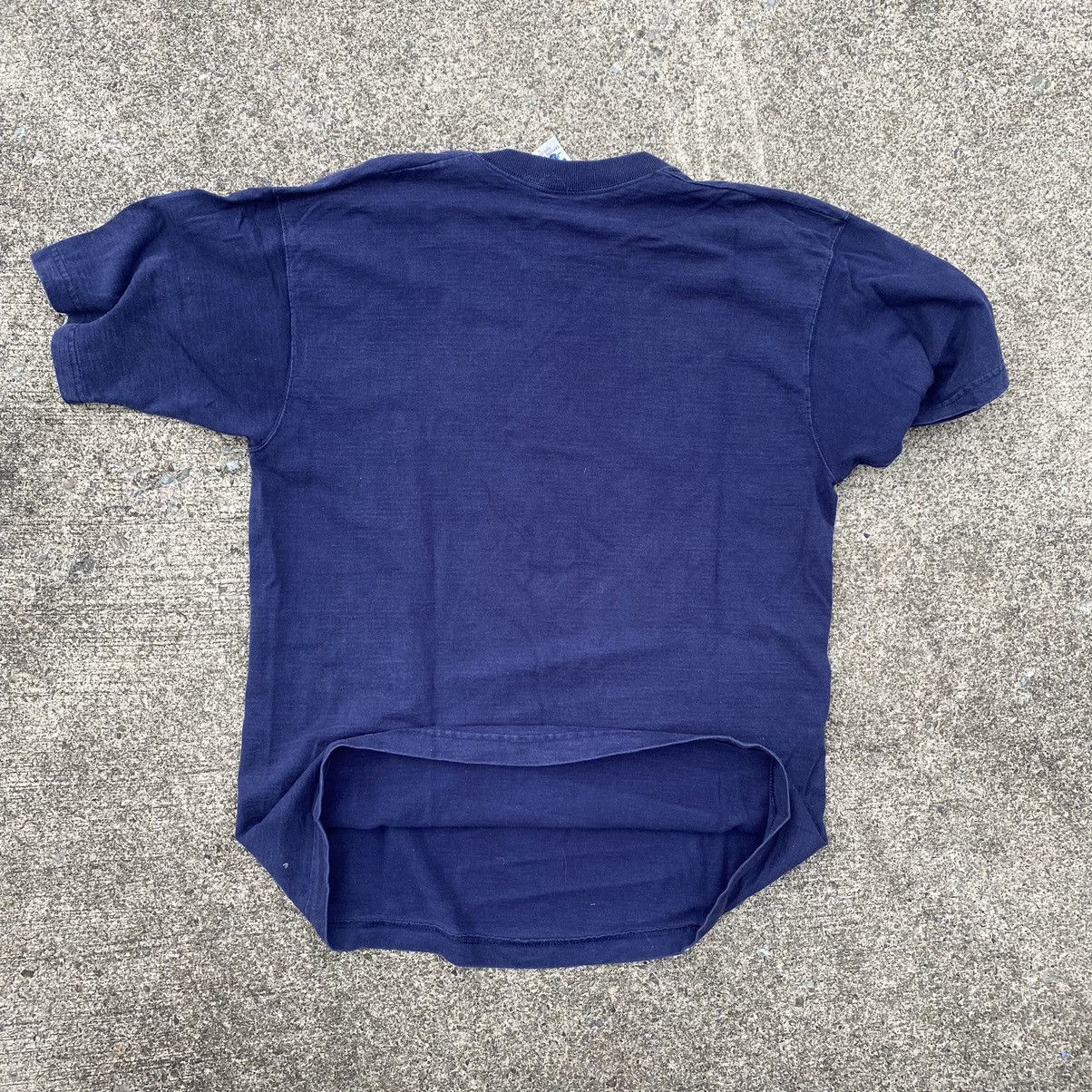 Vintage Vintage Discovery Channel Tee Size US L / EU 52-54 / 3 - 4 Thumbnail