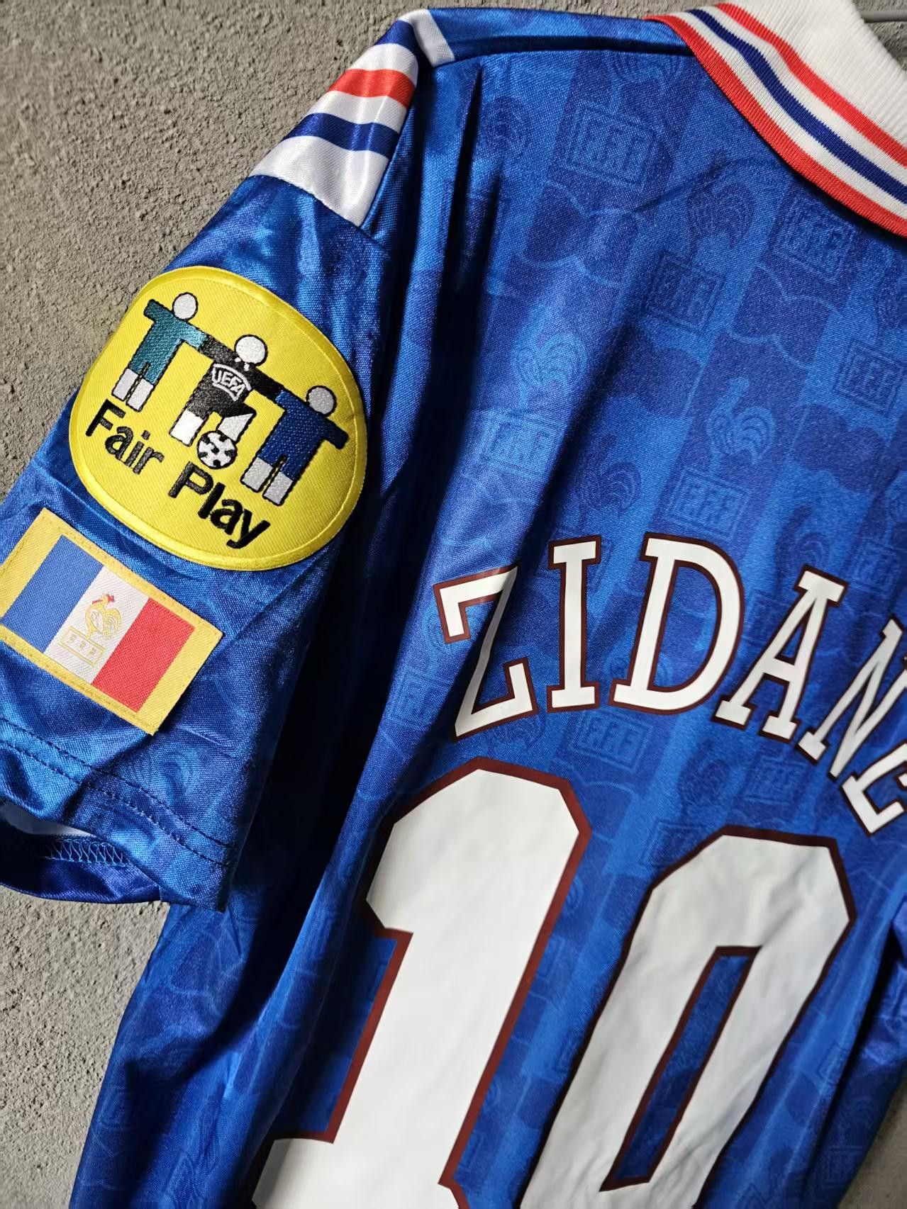 Other 1996 Euro Cup France 10 Zidane Jersey Size US L / EU 52-54 / 3 - 5 Thumbnail