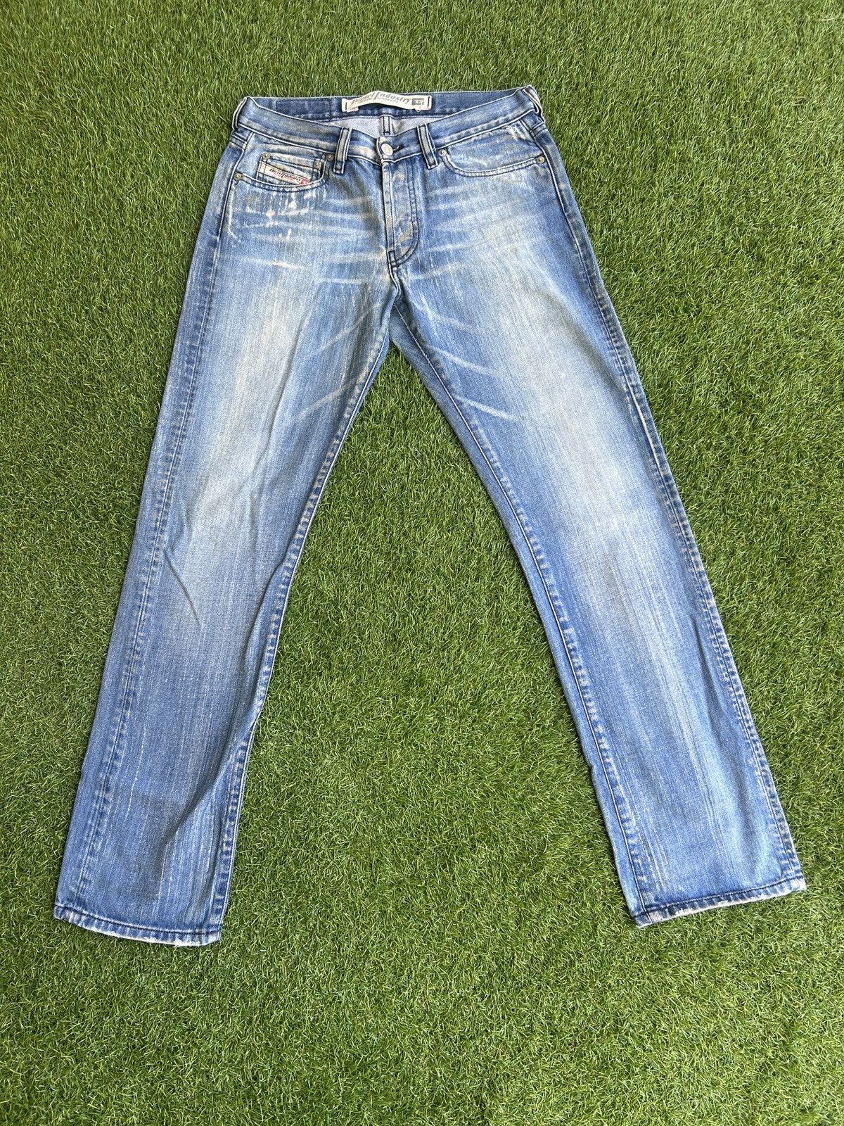 Diesel Diesel Industry Denim Division Made in Italy Jeans Size 28 Size US 28 / EU 44 - 1 Thumbnail