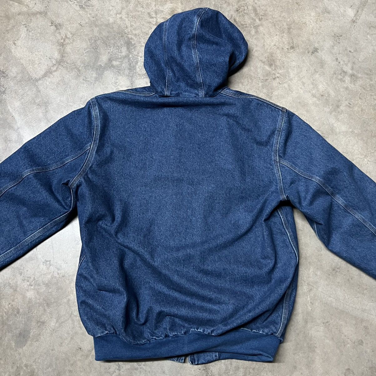Carhartt × Carhartt Wip × Vintage Vintage Carhartt J139 Blanket-Lined Denim Hooded Jacket Size US XXL / EU 58 / 5 - 8 Thumbnail