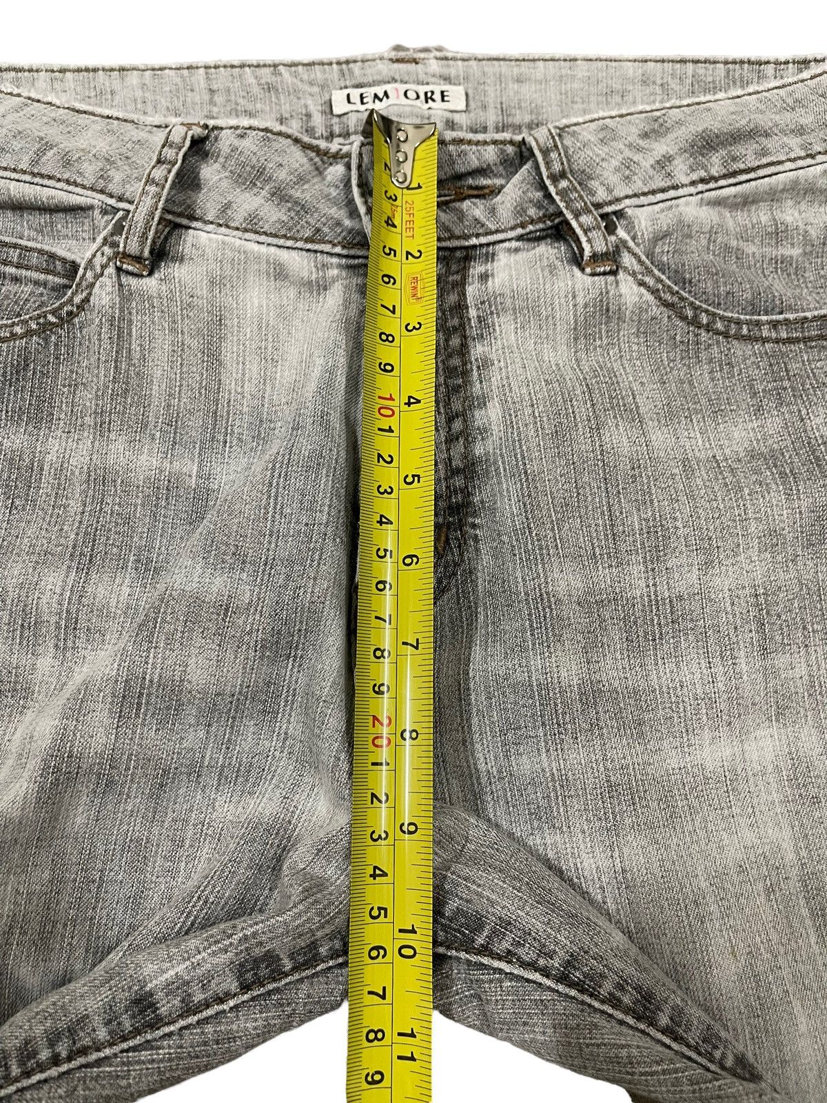 Who Decides War Vintage Japanese Brand Faded Wash Style Flare Jeans Size US 31 - 13 Thumbnail