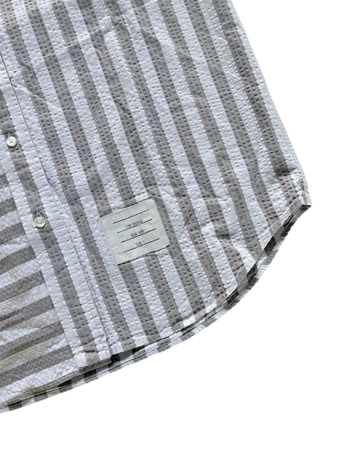 Thom Browne Thom Browne White Grey Striped Button shirt Size US M / EU 48-50 / 2 - 3 Thumbnail