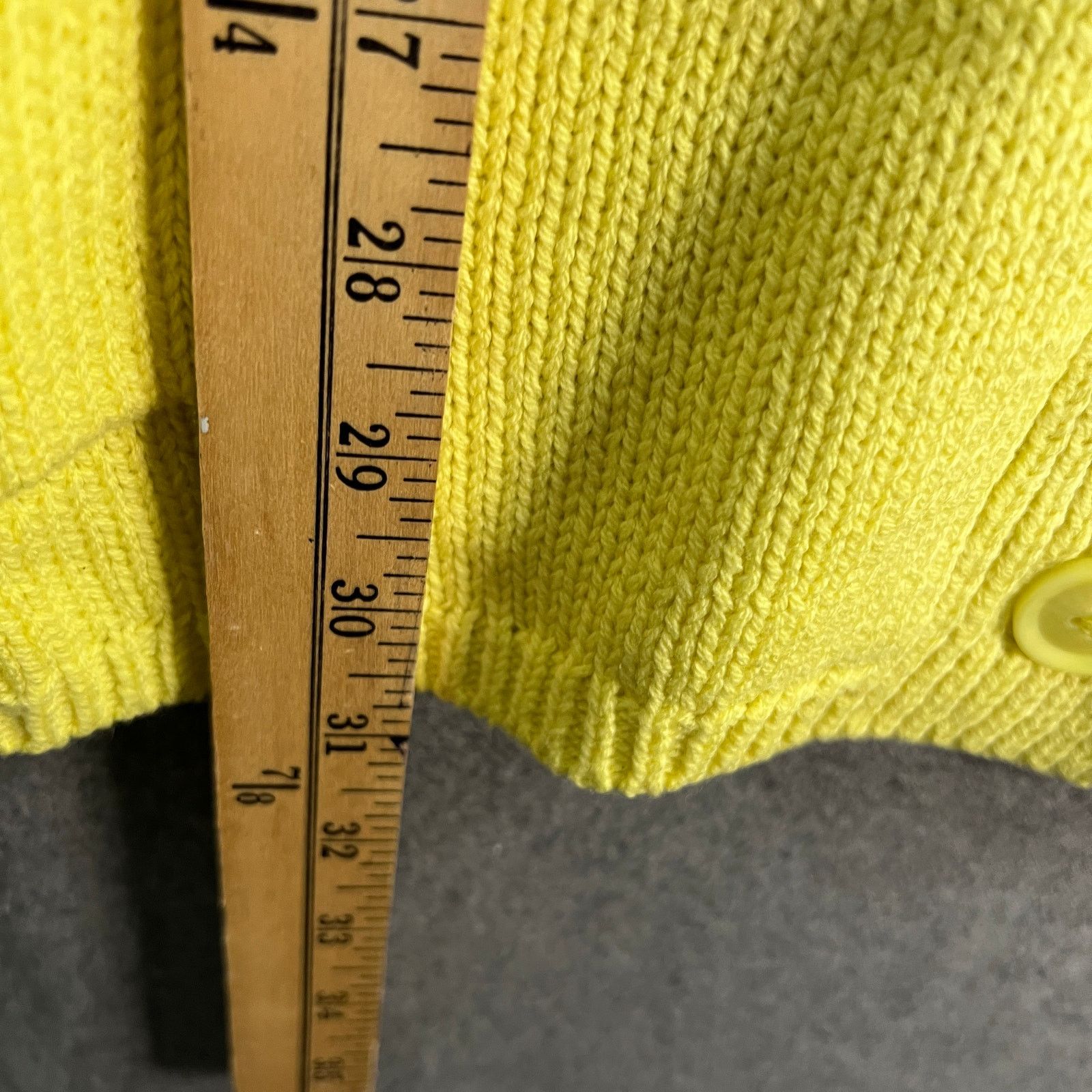 Other Girl With Curves Button-Front V-Neck Cardigan Lemon Size L / US 10 / IT 46 - 4 Thumbnail