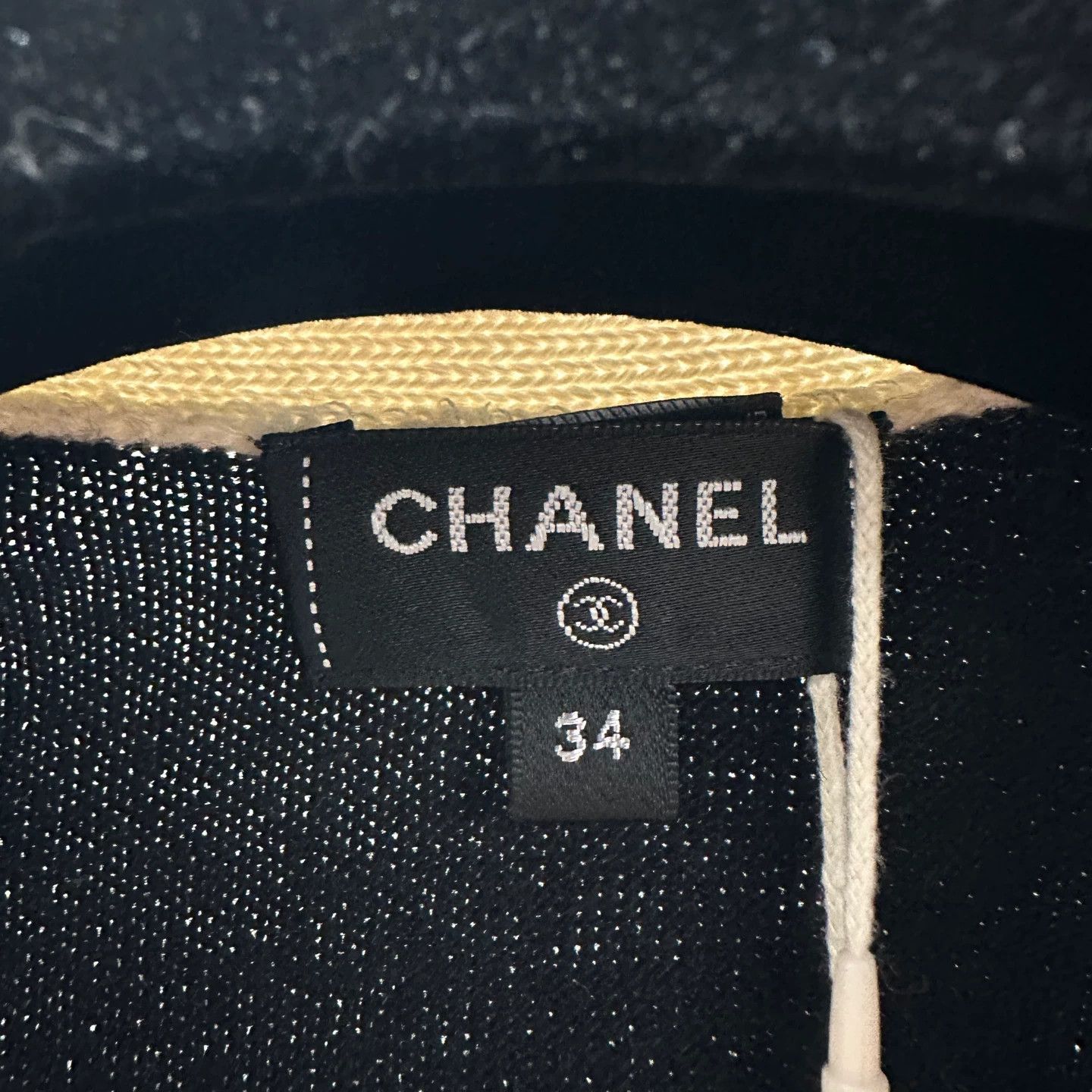Chanel Chanel apr124 full print white dove cashmere cardigan 34 Size XS / US 0-2 / IT 36-38 - 3 Thumbnail