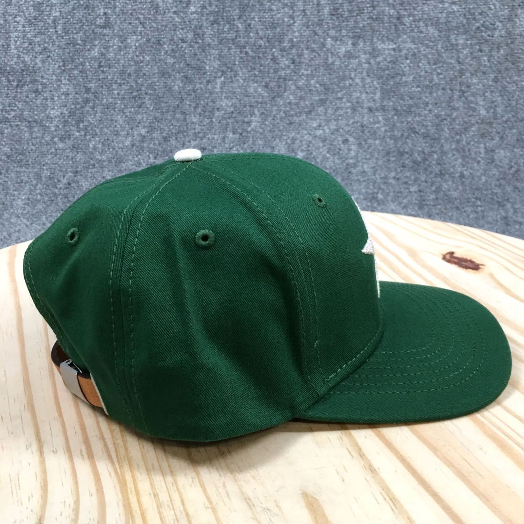 Logo 7 Star Tribune Snapback Unisex Green OS Adjustable Flat Brim Embroidered Logo Hat Size ONE SIZE - 4 Thumbnail