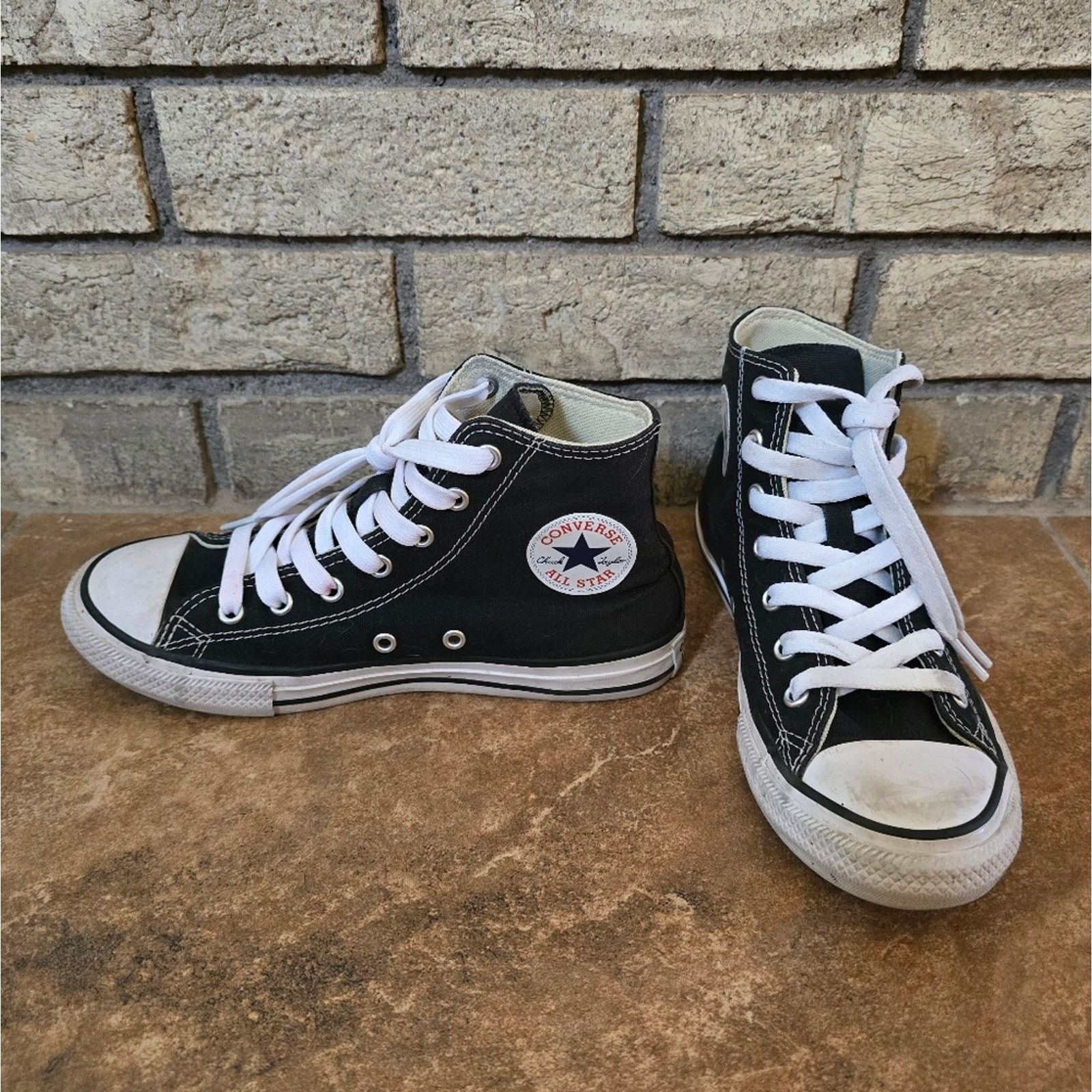 Converse Black | CONVERSE | High Top Sneaks Size US 5 / EU 37 - 3 Thumbnail