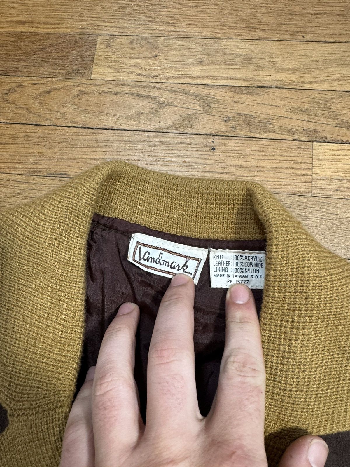 Vintage Vintage Landmark Sweater Size US M / EU 48-50 / 2 - 4 Thumbnail