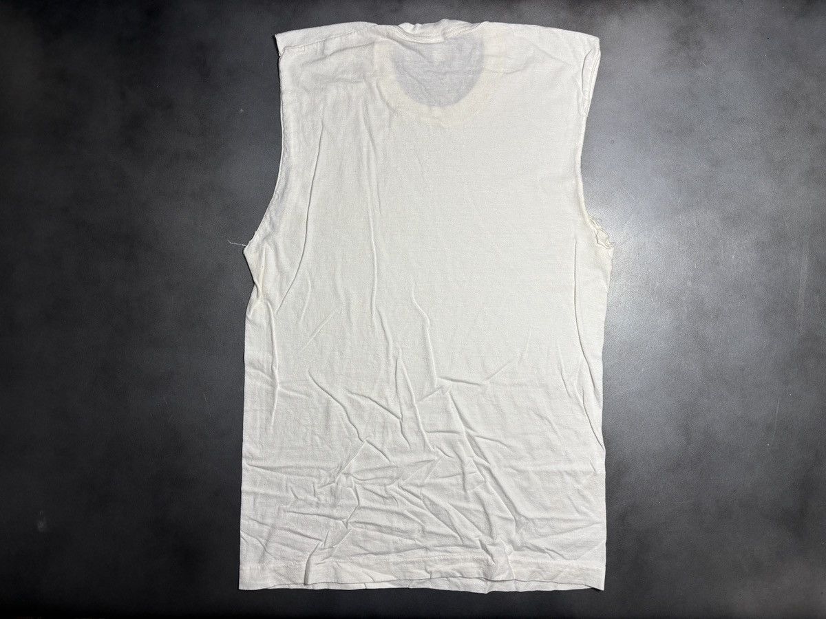 Vintage Vintage Sleeveless Tee Blank Tank Top Thrashed 90s 80s Work Size US M / EU 48-50 / 2 - 15 Thumbnail