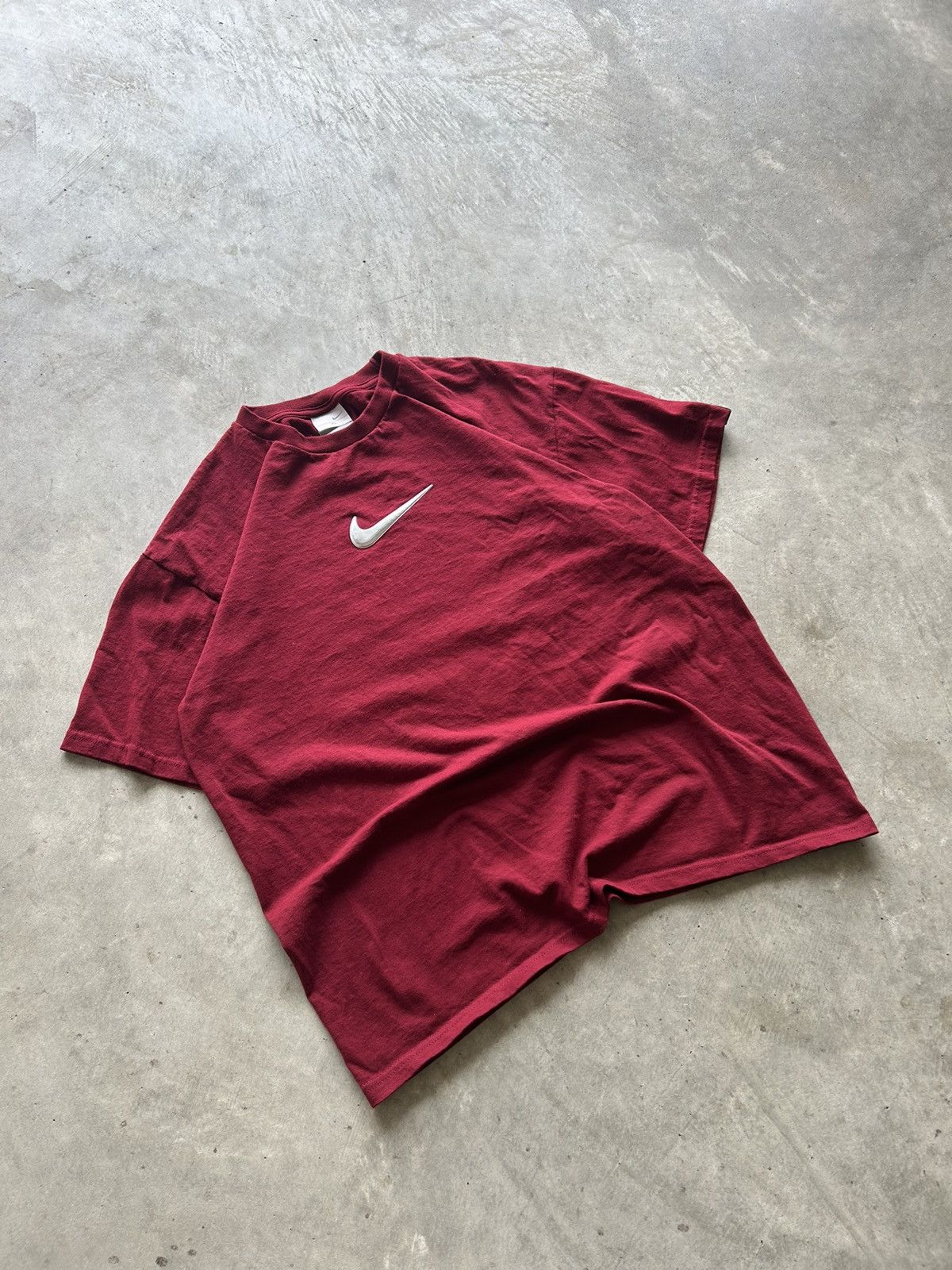 Nike Y2k nike tee size XL Size US XL / EU 56 / 4 - 2 Thumbnail