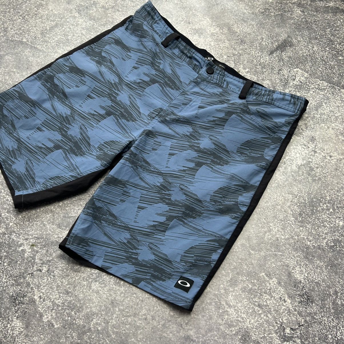 Oakley Mens Oakley Softwear small logo Surf Swimwear shorts Size US 36 / EU 52 - 2 Thumbnail
