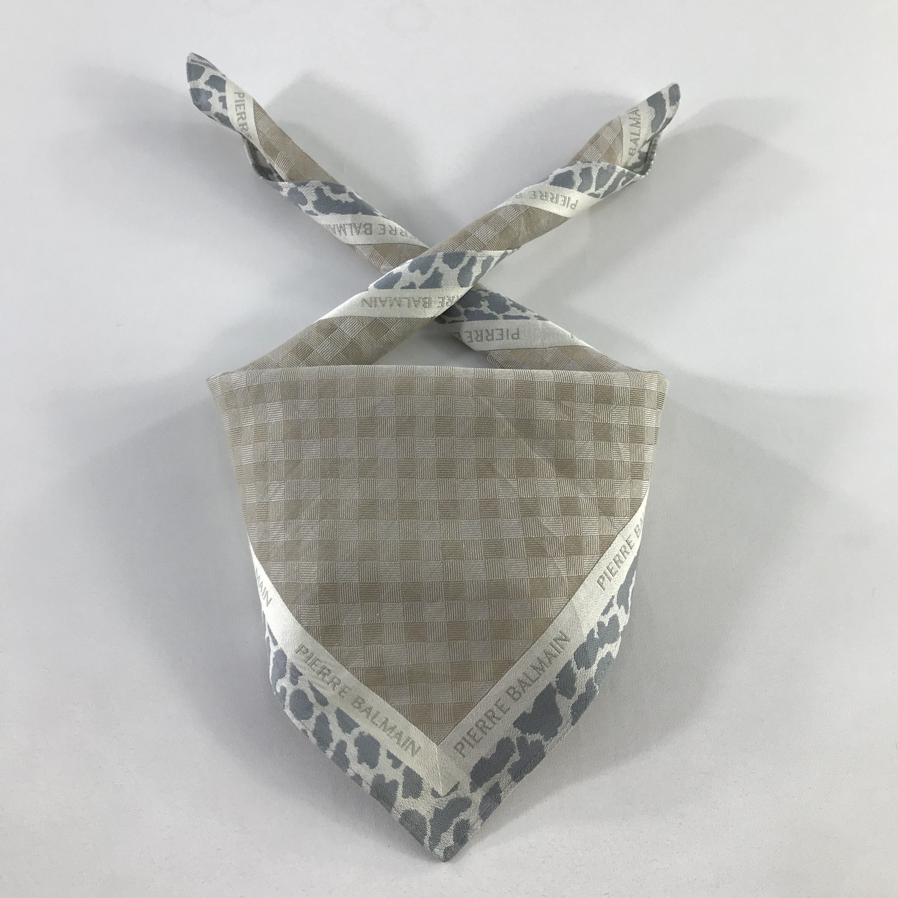Pierre Balmain × Vintage Pierre Balmain Bandana / Handkerchief / Neckerchief - S878 Size ONE SIZE - 3 Thumbnail