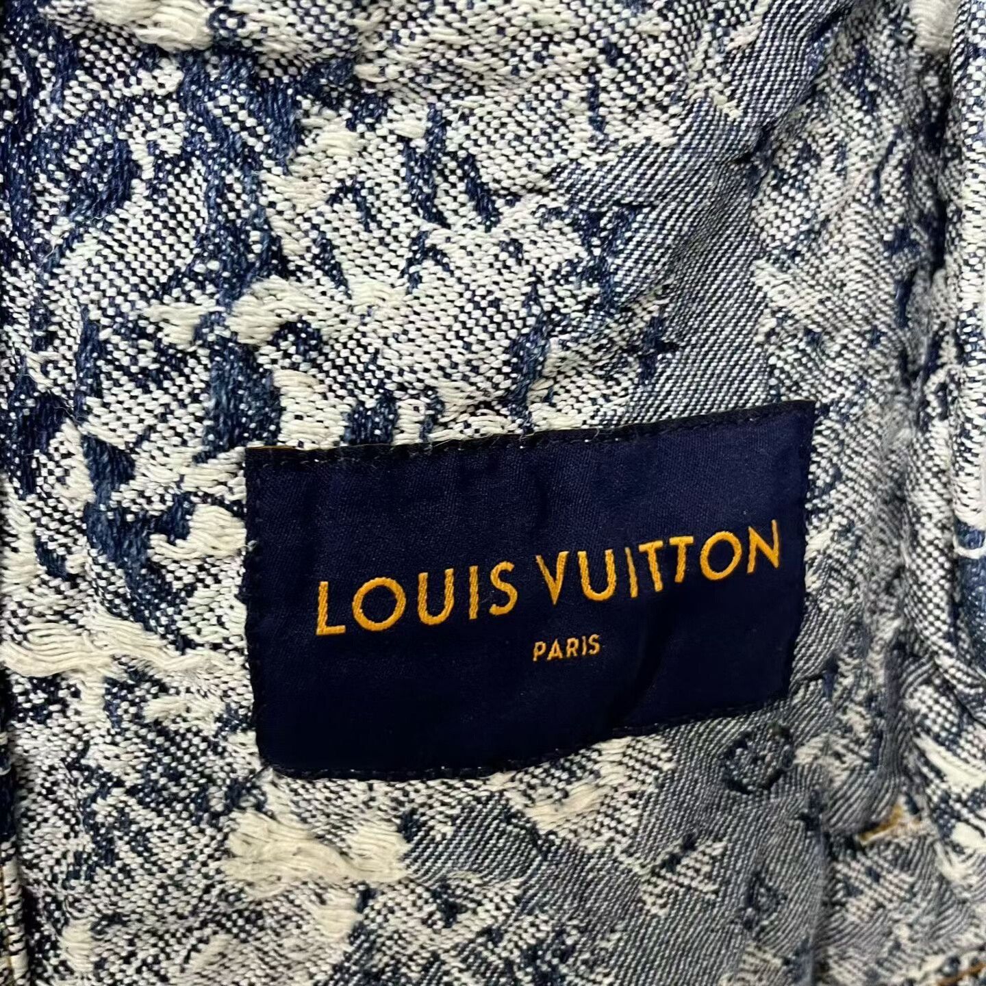 Louis Vuitton blue floral print long sleeve denim jacket Size US L / EU 52-54 / 3 - 2 Thumbnail