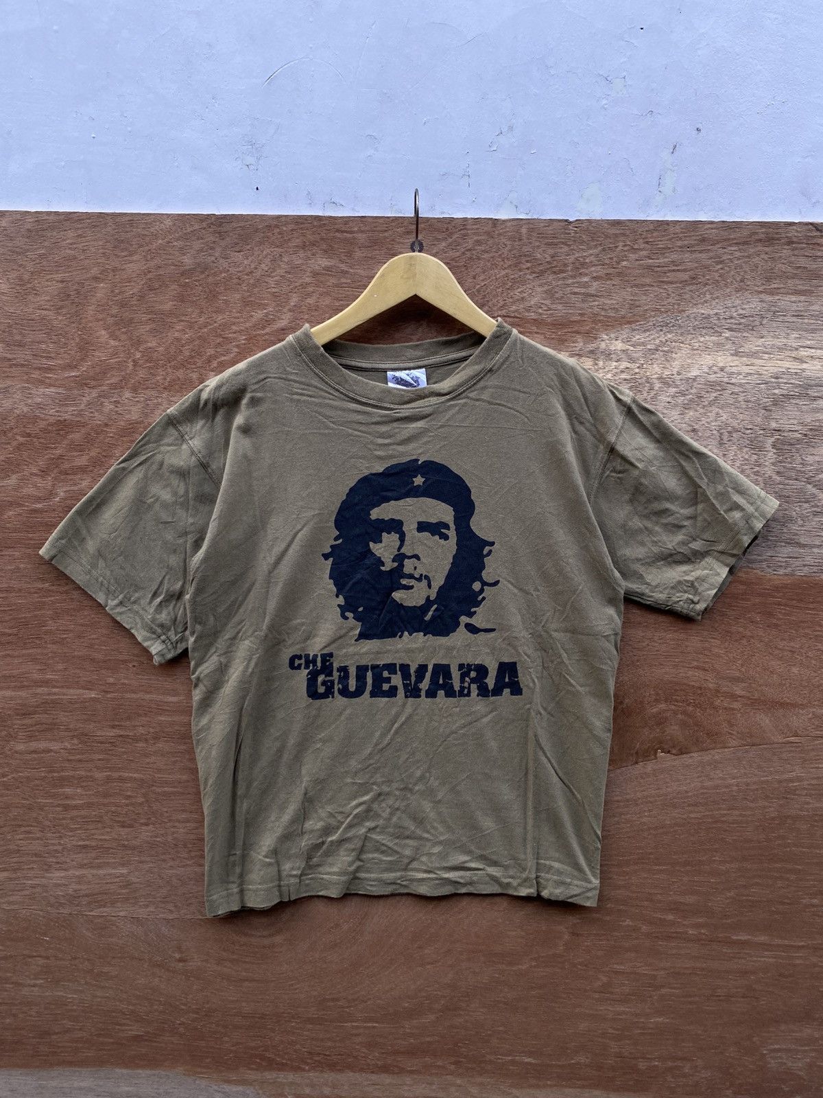 Vintage 2000s vintage che guevara marxist revolutionary figure tee Size US M / EU 48-50 / 2 - 3 Thumbnail