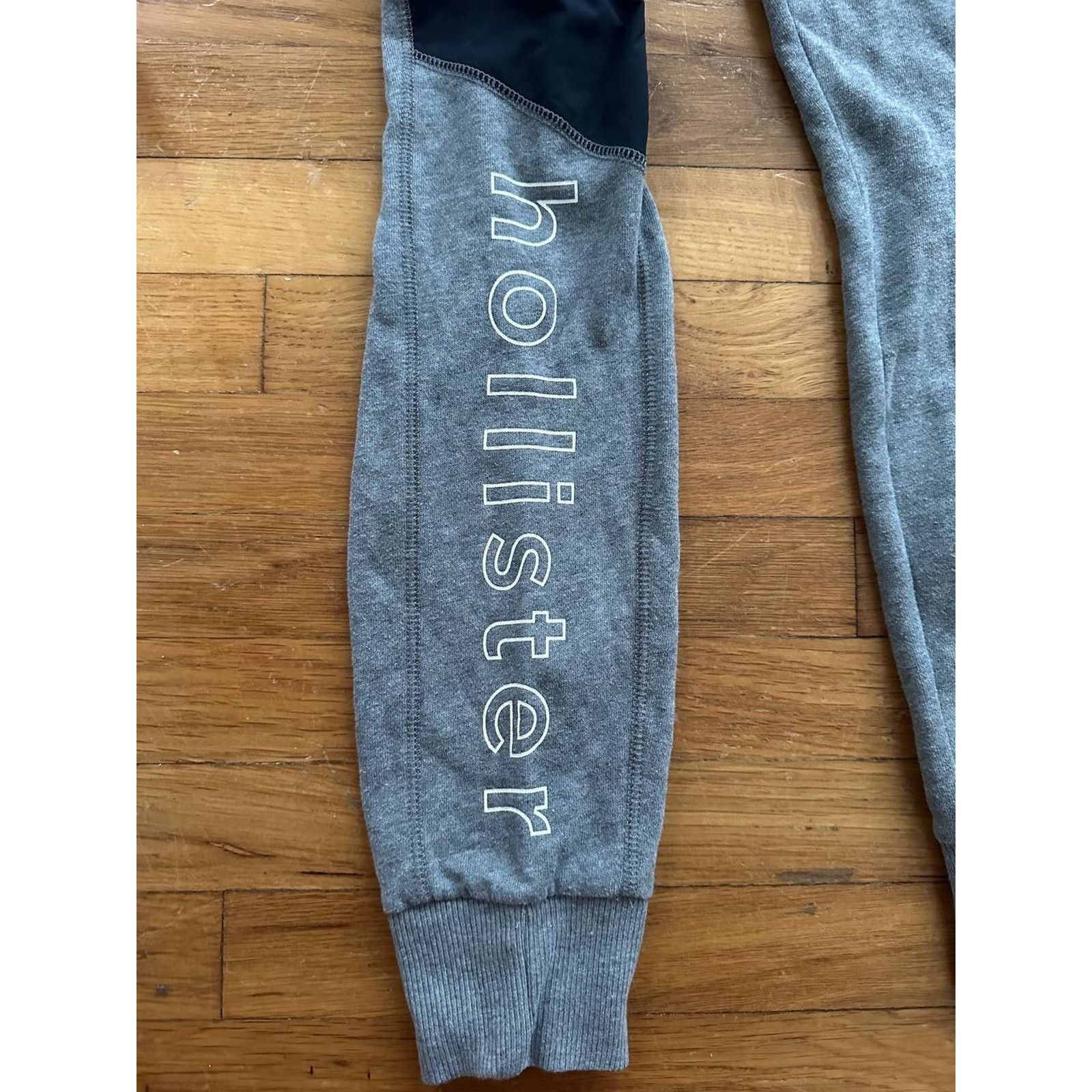 Hollister Hollister Grey Sweatpant Athletic Women’s Size XS A000992 Size 26" / US 2 / IT 38 - 4 Thumbnail