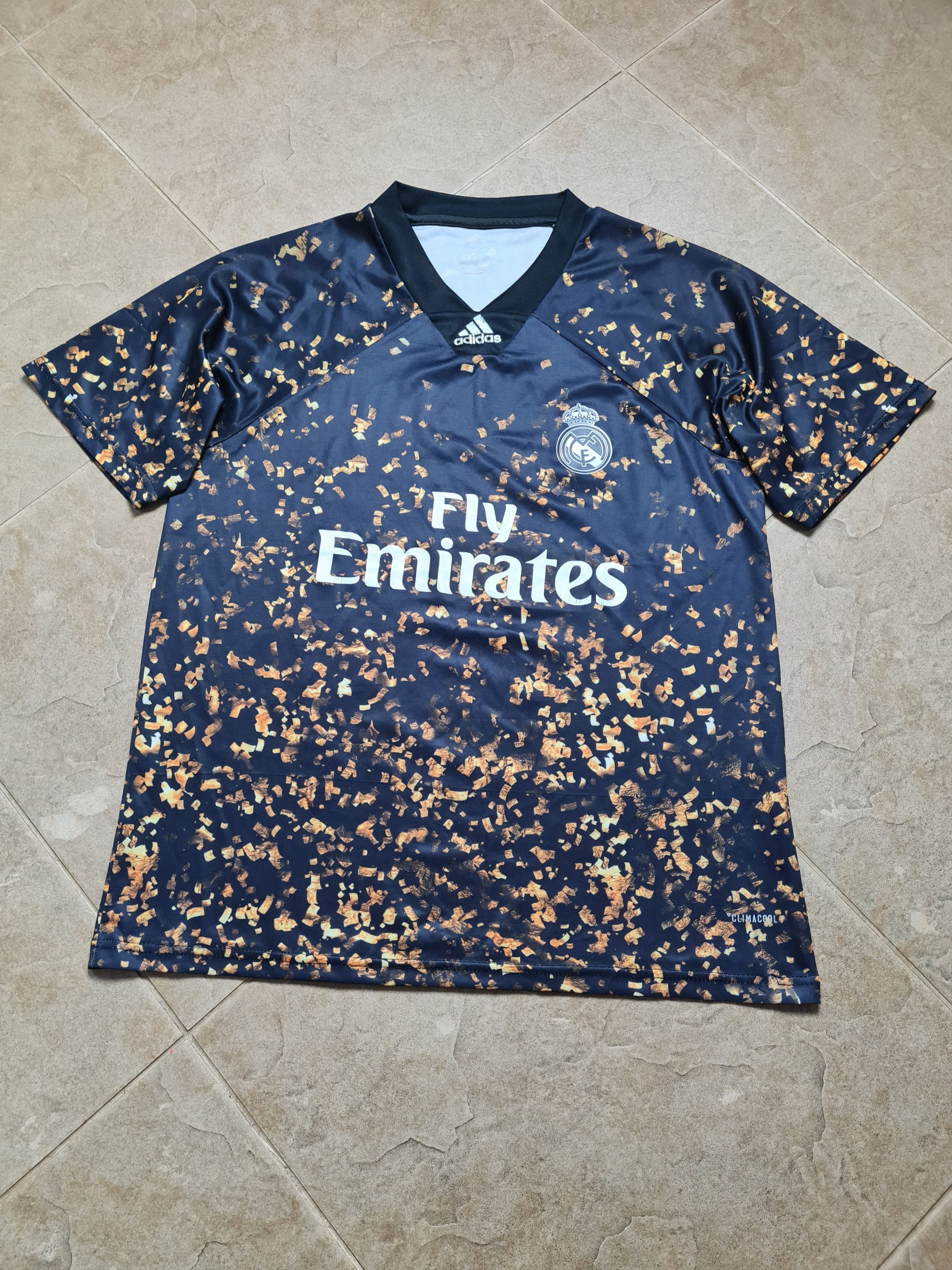 Adidas Real Madrid 2019/2020 EA Sports Fourth Soccer Shirt EJ5563 Size US L / EU 52-54 / 3 - 7 Thumbnail