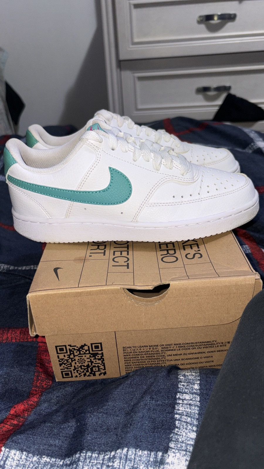 Nike W NIKE COURT VISION LO NN Size US 7 / IT 37 - 2 Thumbnail