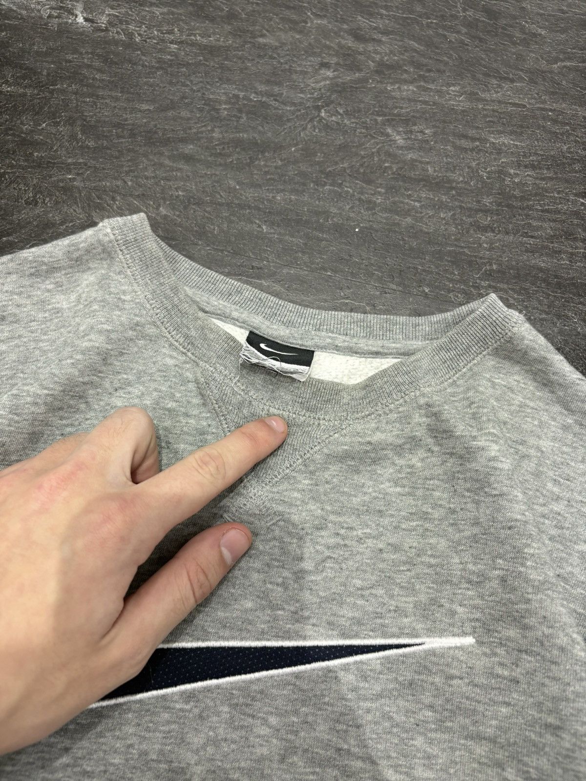 Nike 00s Nike Vintage Oversized Sweatshirt Big Swoosh Logo Rare Size US S / EU 44-46 / 1 - 4 Thumbnail