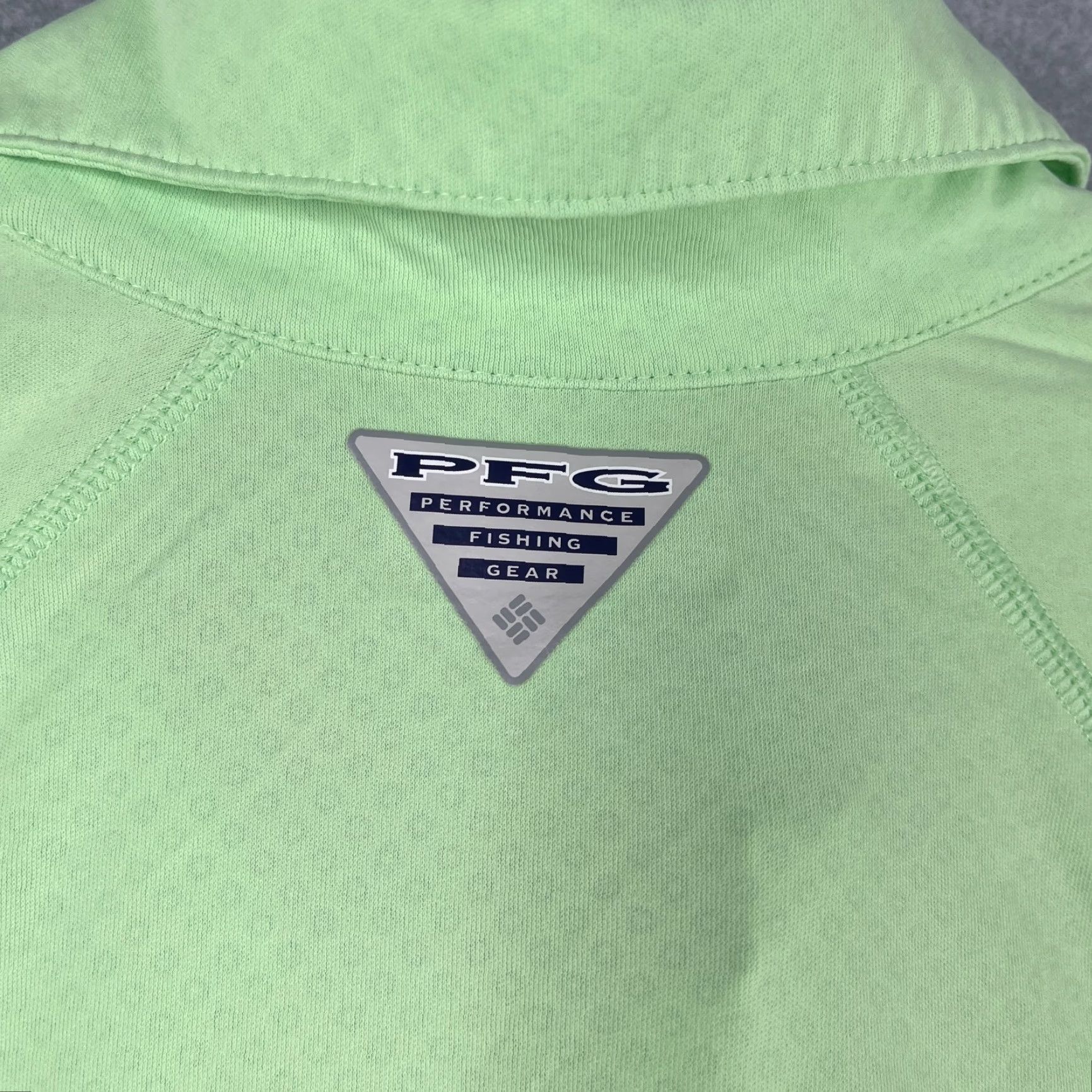 Vintage Columbia PFG Polo Shirt Mens Small Lime Green Gray Performance Stretch Casual Shirt Size US S / EU 44-46 / 1 - 5 Thumbnail