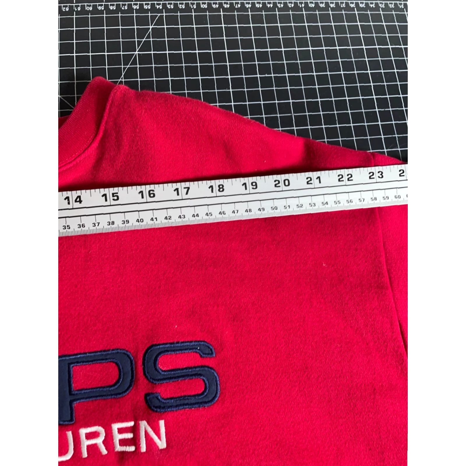 Chaps VINTAGE Chaps Ralph Lauren Sweatshirt Pullover Crew Neck Red Embroidered Flag Polo 90s Mens Large Size US L / EU 52-54 / 3 - 7 Thumbnail
