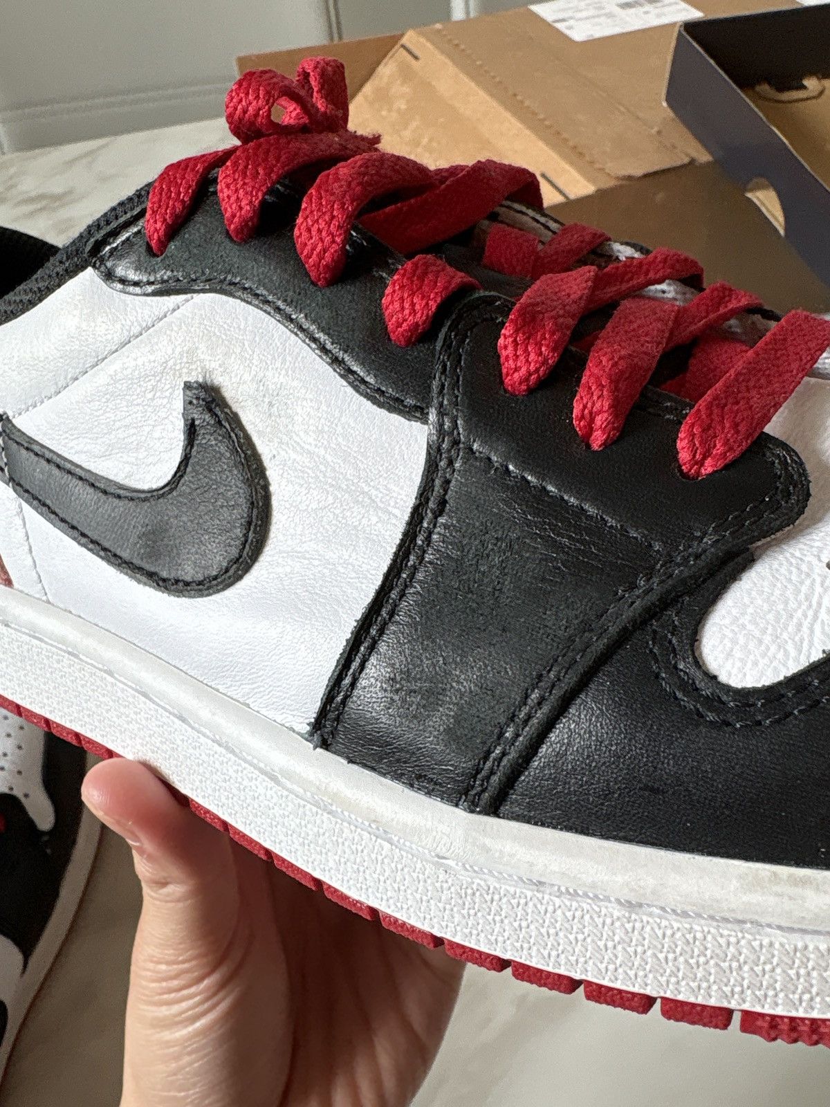 Jordan Brand Jordan 1 Retro Low OG Black Toe Size US 9 / EU 42 - 9 Thumbnail