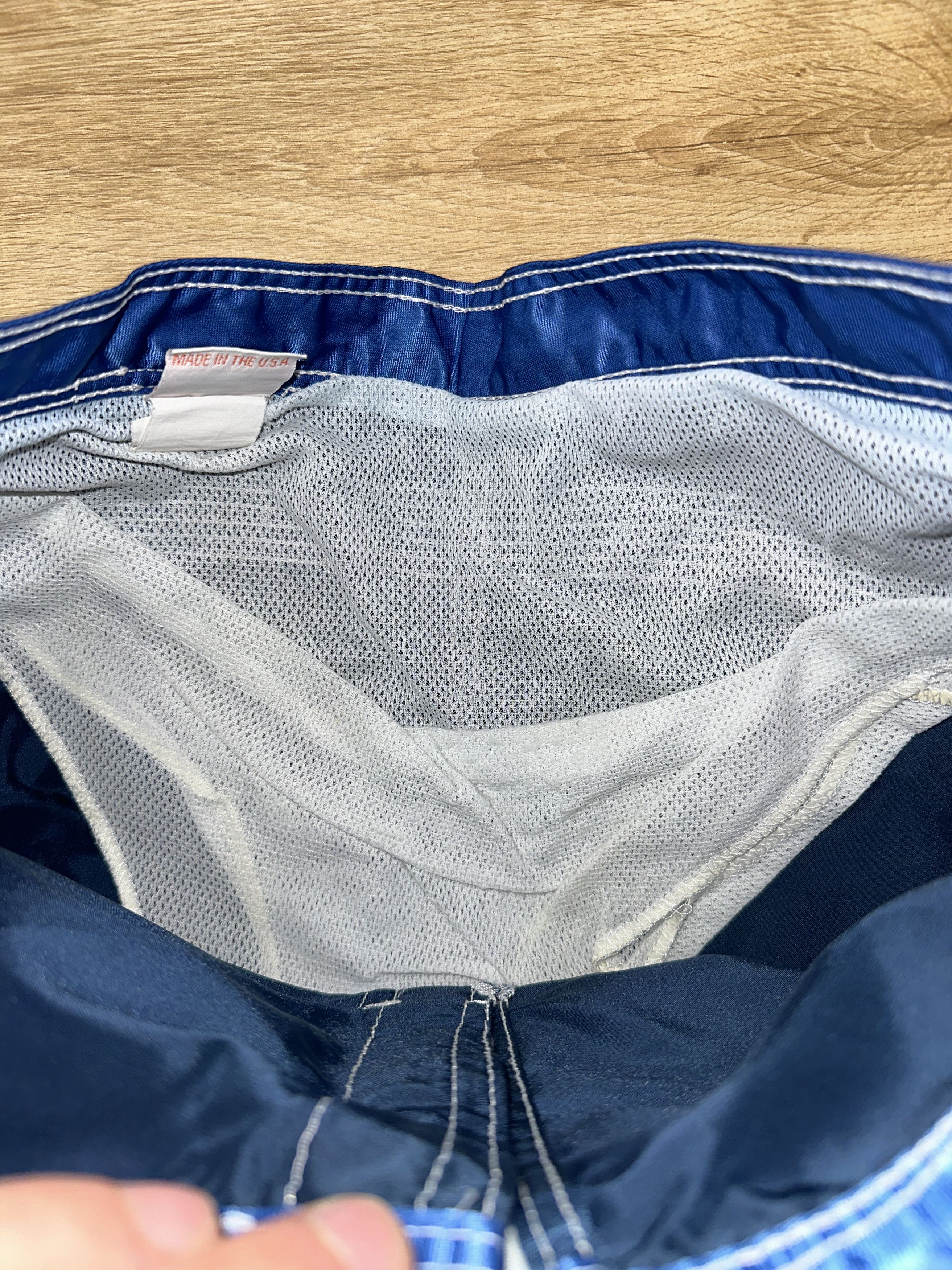 Sundek Sundek 31 Rainbow Swim Shorts Bathing Suit Size 31 Xs S Size US 31 - 8 Thumbnail