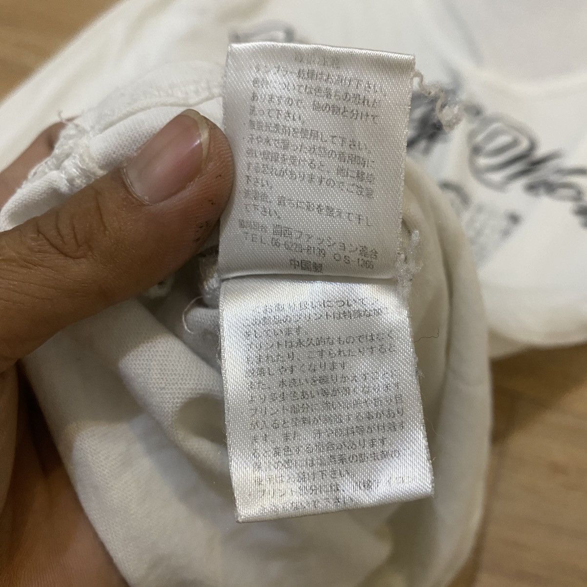 Japanese Brand 2000s Vkei Style V-Neck Poem Long Sleeve T-Shirt White Size US S / EU 44-46 / 1 - 12 Thumbnail