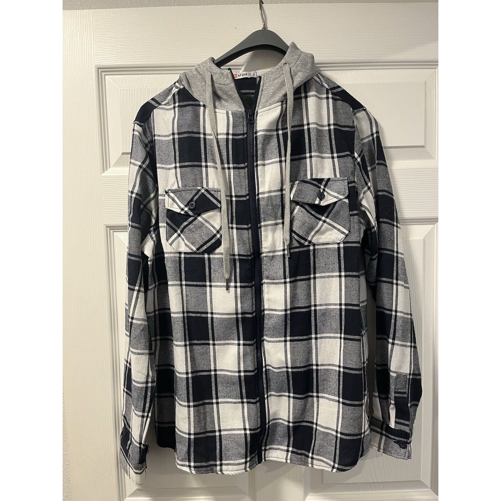 Other H2H Men’s Large Lightweight Plaid Flannel Hoodie Shirt Size US L / EU 52-54 / 3 - 1 Thumbnail